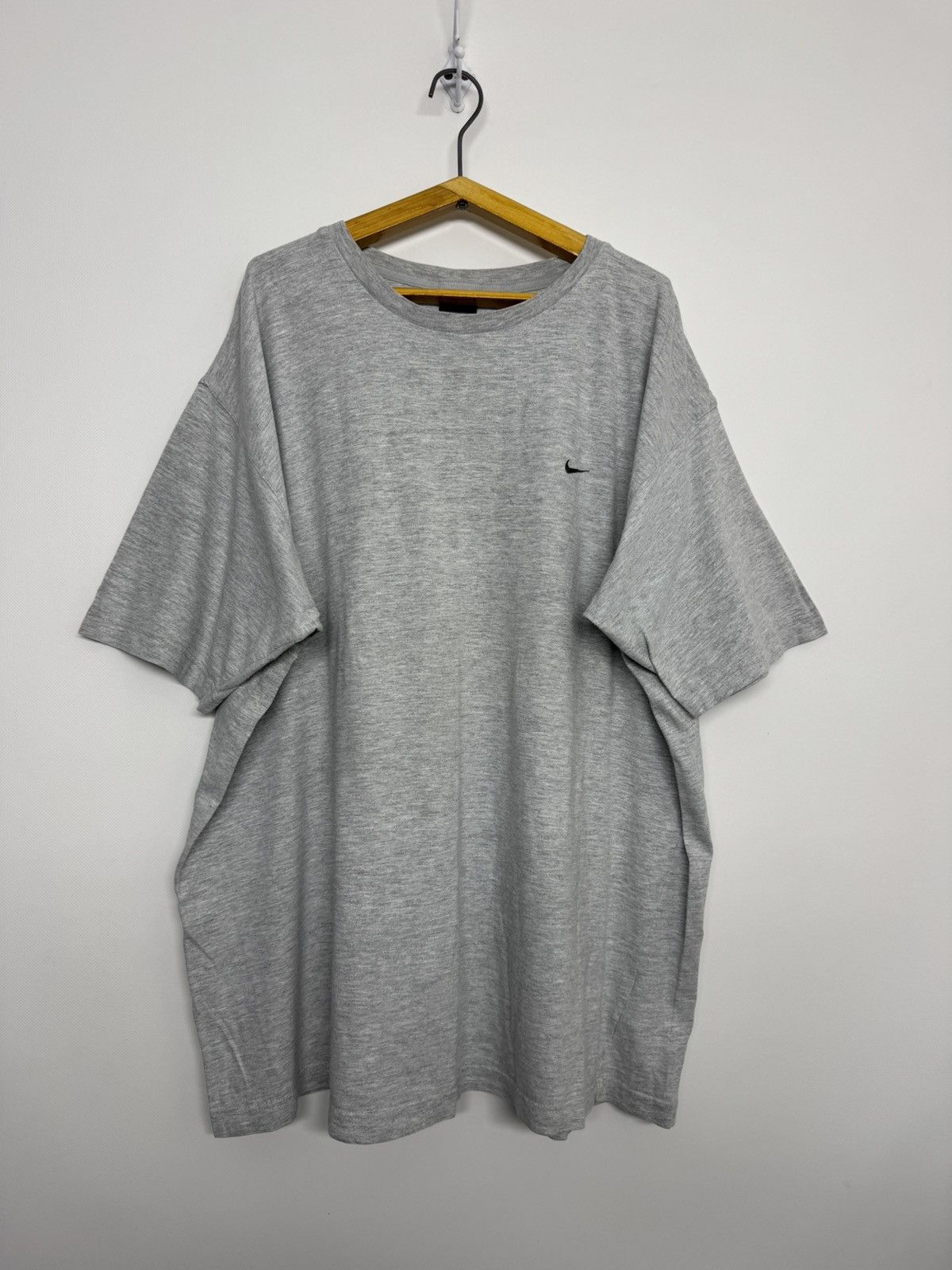 Nike Vintage Y2k Nike Swoosh Logo T-Shirt Size US XXL / EU 58 / 5 - 4 Thumbnail