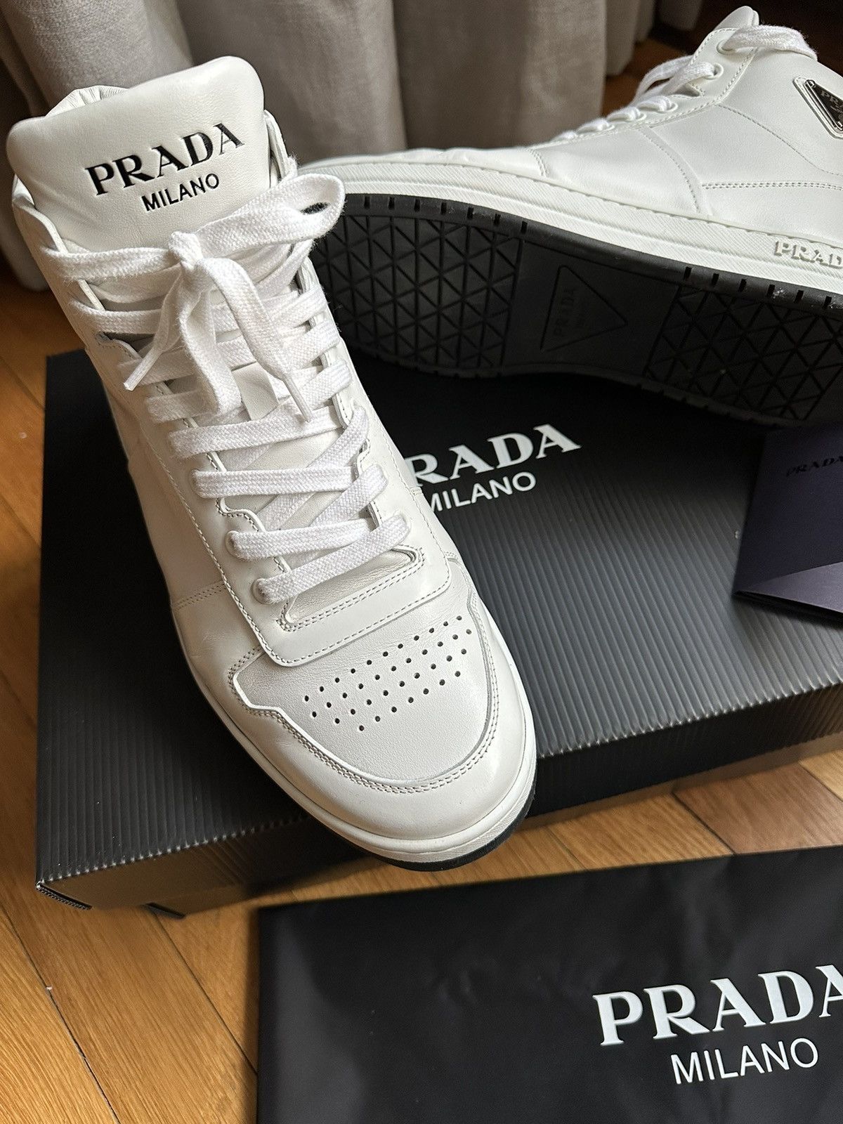 Prada Prada triangle logo Downtown Hi-Top Sneakers Size US 7 / EU 40 - 4 Thumbnail