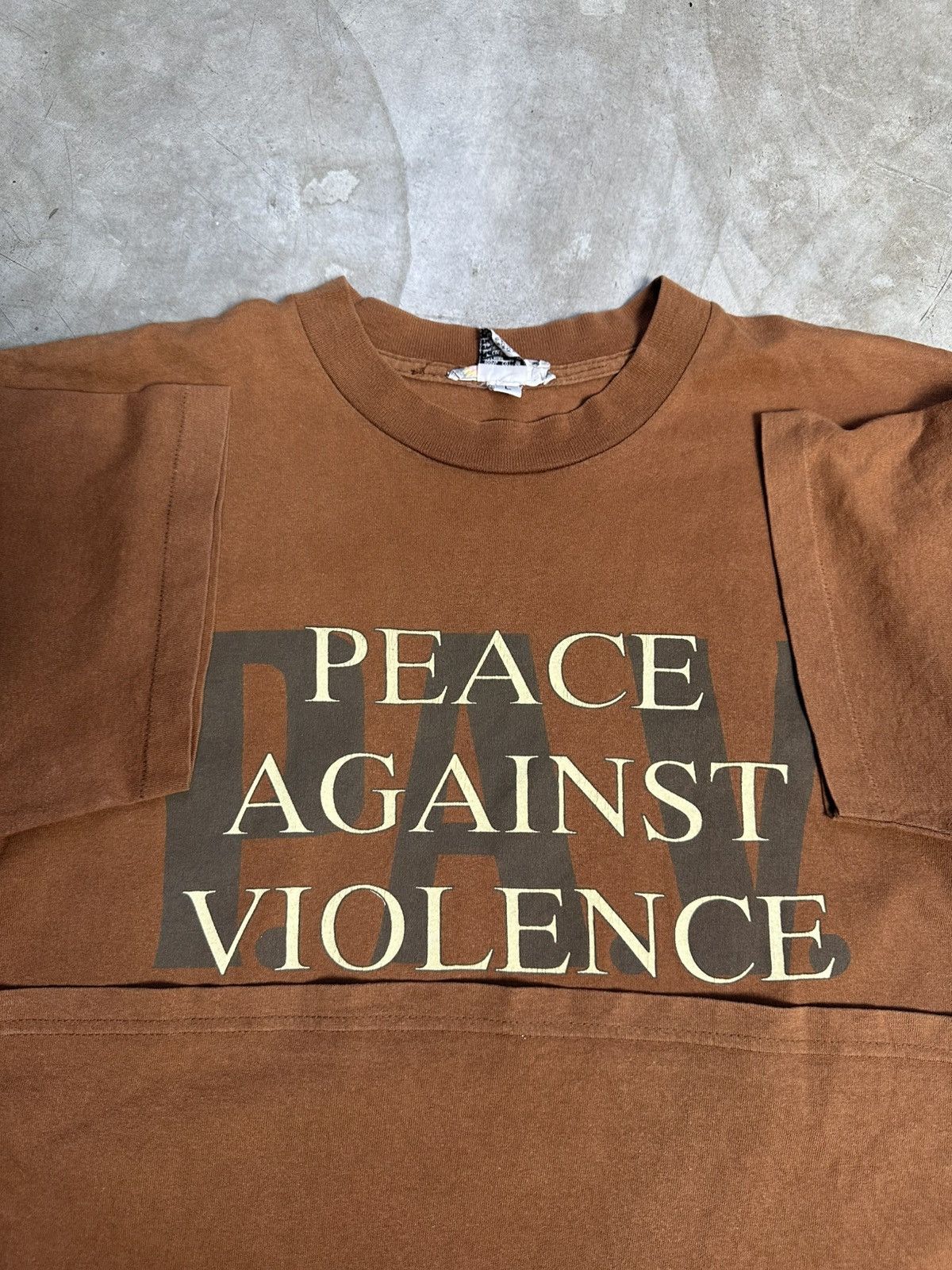 Rap Tees × Vintage Vintage 90s Peace Against Violence Tee Size US L / EU 52-54 / 3 - 2 Thumbnail