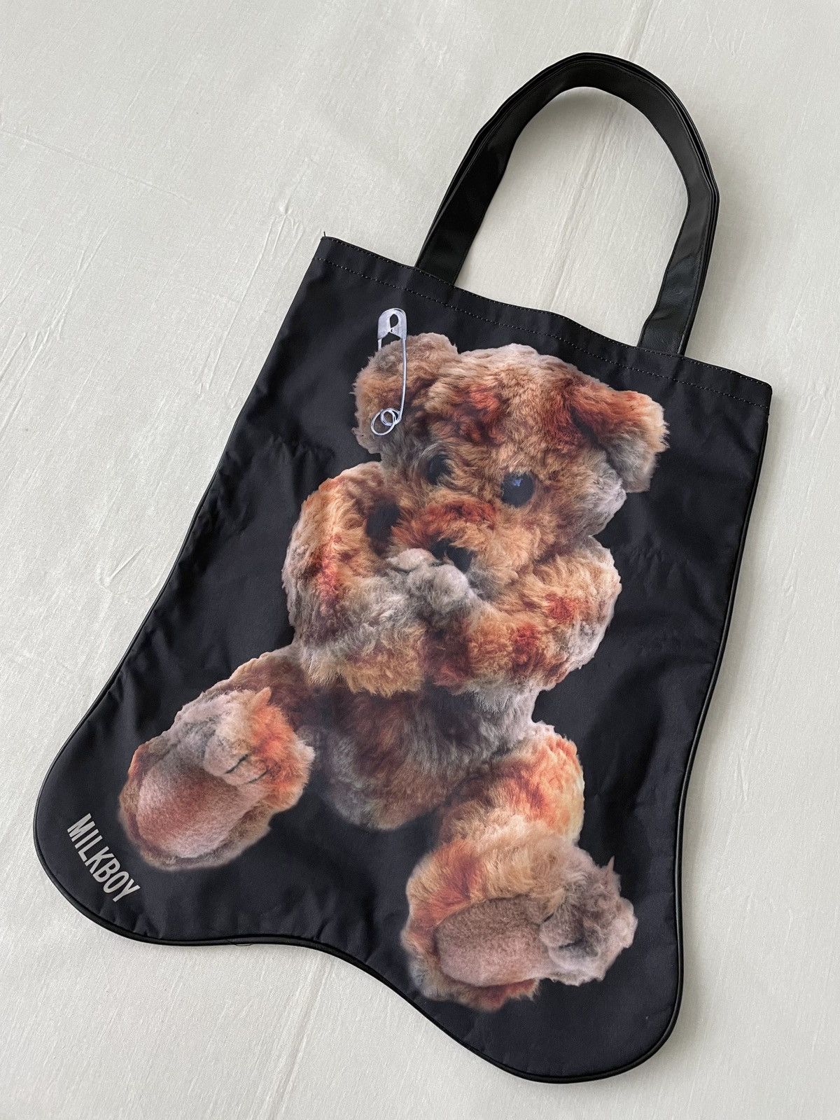 Japanese Brand Milkboy Never Say Never Bear Totebag Size ONE SIZE - 2 Thumbnail