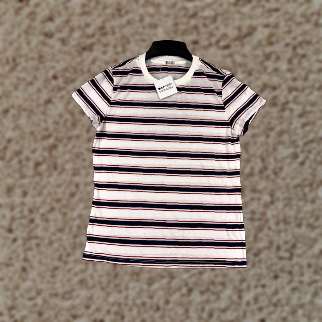 Vintage La Made Shirt Womens Small Red White Blue Striped Short Sleeve Polyester Blend Shirt Adult Small Red White Blue Striped Casual Women's T-Shirt Size S / US 4 / IT 40 - 1 Thumbnail