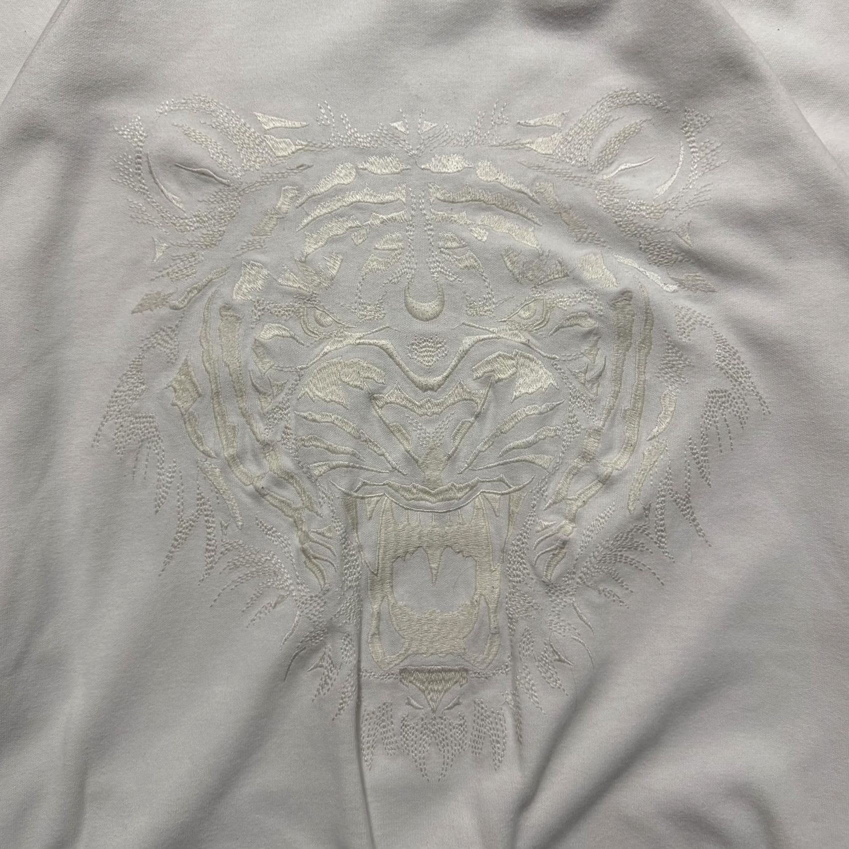 Sean John Y2K Sean John Crewneck Sweatshirt Mens XL White Tiger Embroidered Fleece Graphic Print Crew Neck Pullover Multicolor Hem Size US XL / EU 56 / 4 - 4 Thumbnail