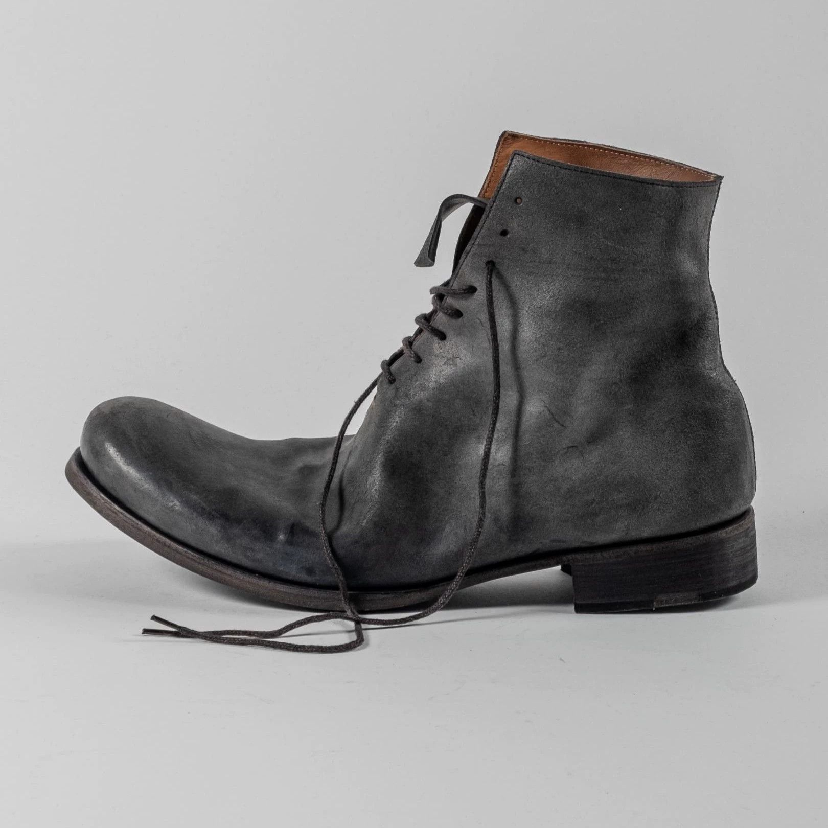 Ma+ M.A+ distressed nubuck horsehide boots 43 size up Size US 9 / EU 42 - 4 Thumbnail