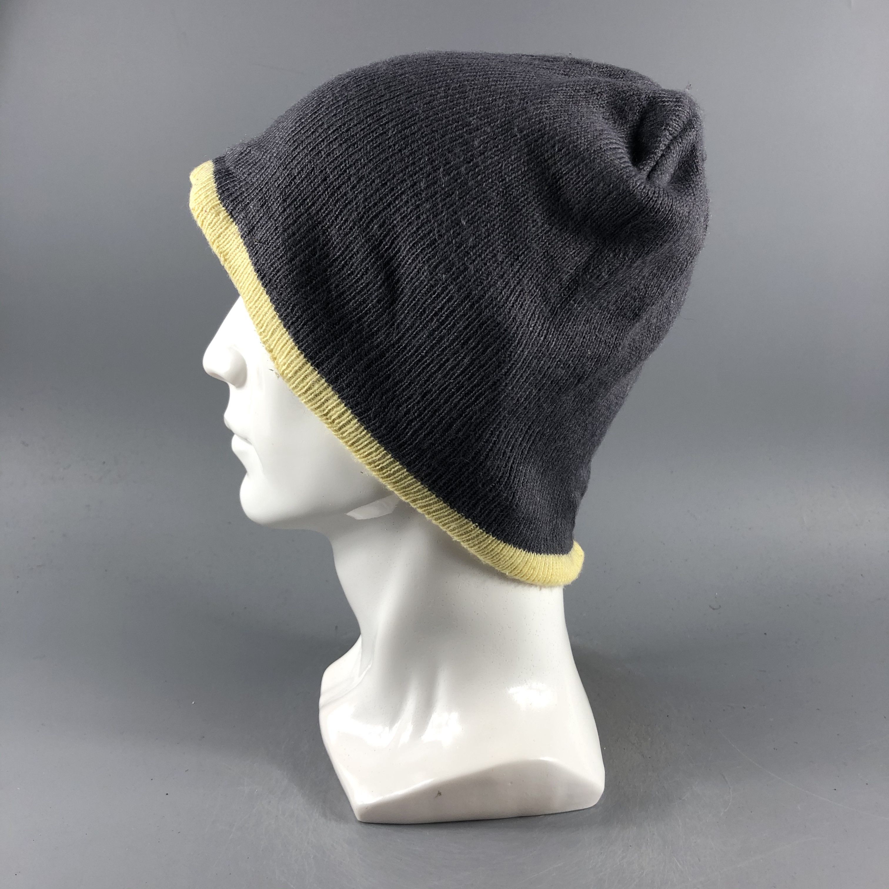 Vintage Soccer Cuffless Beanie Snow Hat Snow Cap -D136 Size ONE SIZE - 1 Thumbnail