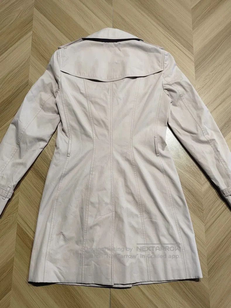 Burberry Burberry Women's Beige Trench Coat. Size US M / EU 48-50 / 2 - 2 Thumbnail