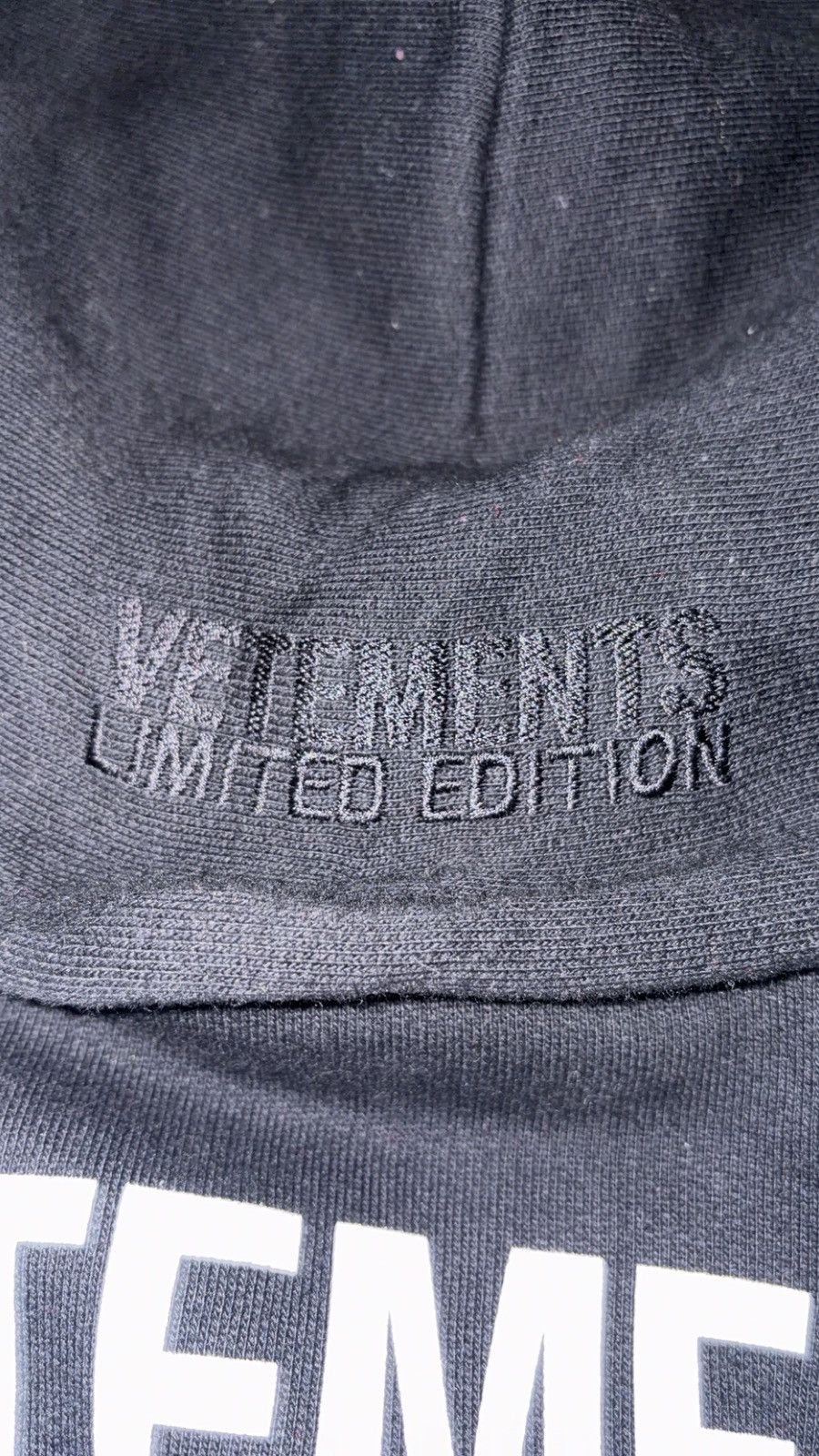 Vetements Vetements “Translation” Hoodie - Black Small Size US S / EU 44-46 / 1 - 5 Thumbnail