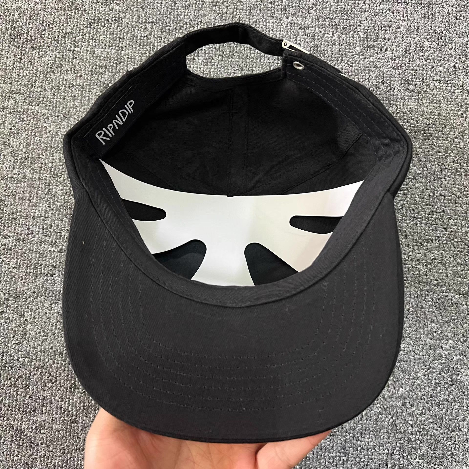 RIPNDIP Ripndip Hell Cerberus Cat Embroidered Baseball Cap Q7 Size ONE SIZE - 6 Thumbnail