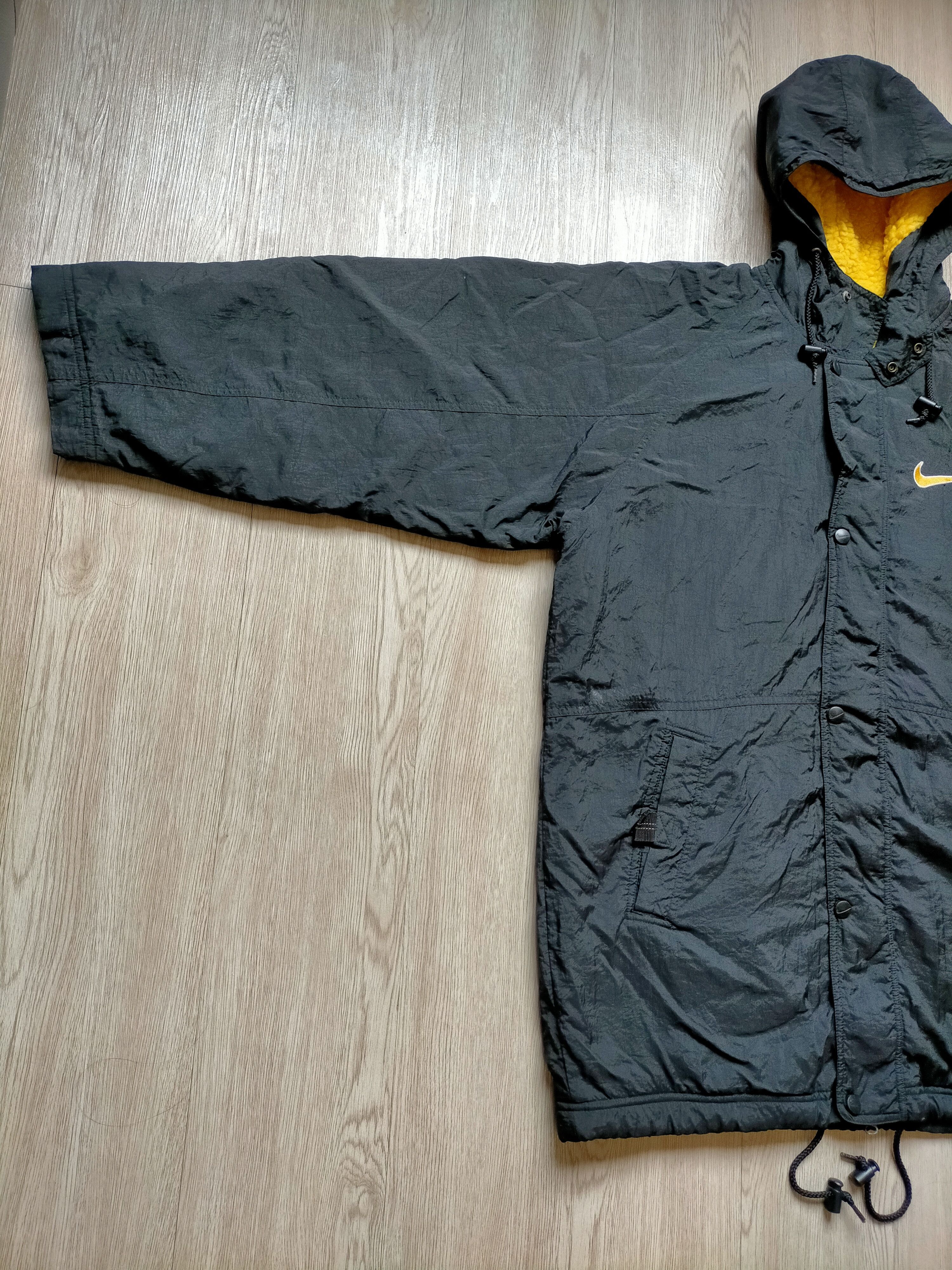 Nike Vintage 90s Nike Swoosh Long jacket Size US L / EU 52-54 / 3 - 5 Thumbnail