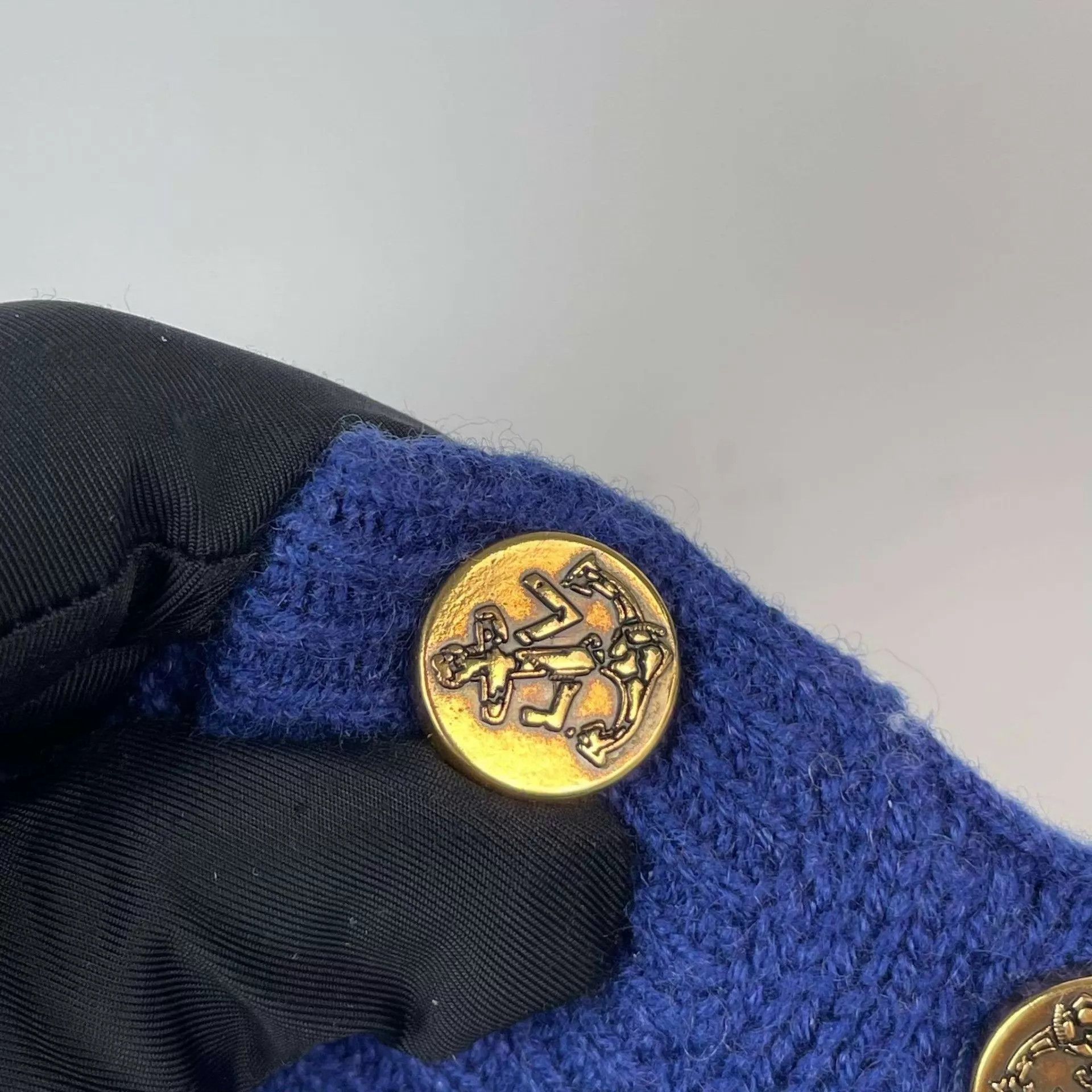 Louis Vuitton LV blue knit sweater M Size M / US 6-8 / IT 42-44 - 4 Thumbnail