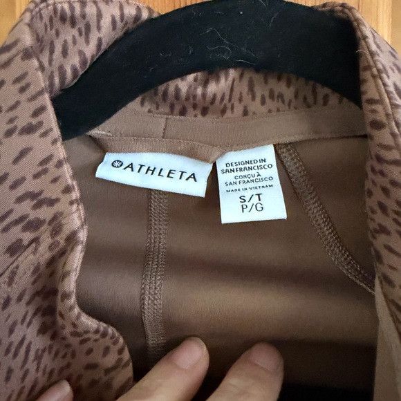 Athleta Athleta Salutation Jacket Leopard Print brown size small NWT Size S / US 4 / IT 40 - 6 Thumbnail