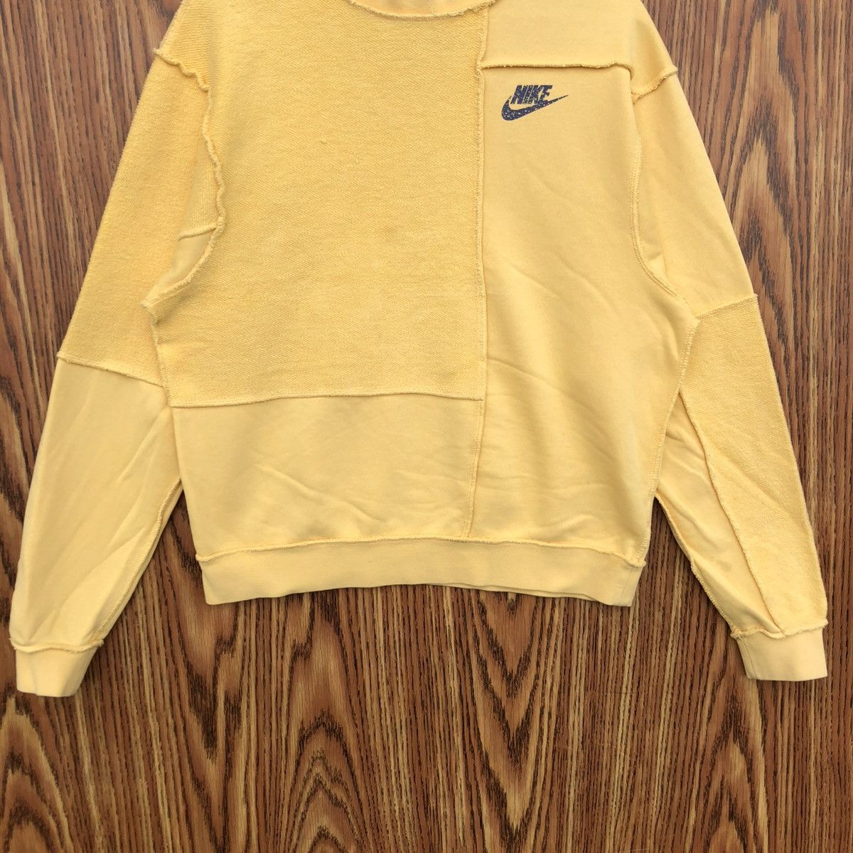 Nike Vintage Nike Swoosh Sweatshirts Size US XS / EU 42 / 0 - 4 Thumbnail