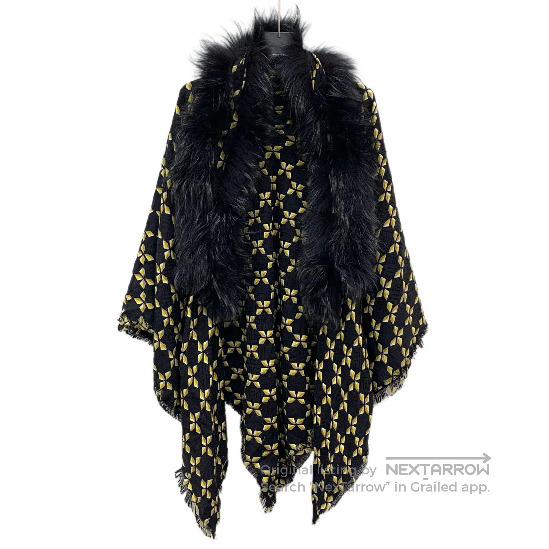 Fendi fendi geometric print silk shawl coat. Size US S / EU 44-46 / 1 - 1 Thumbnail