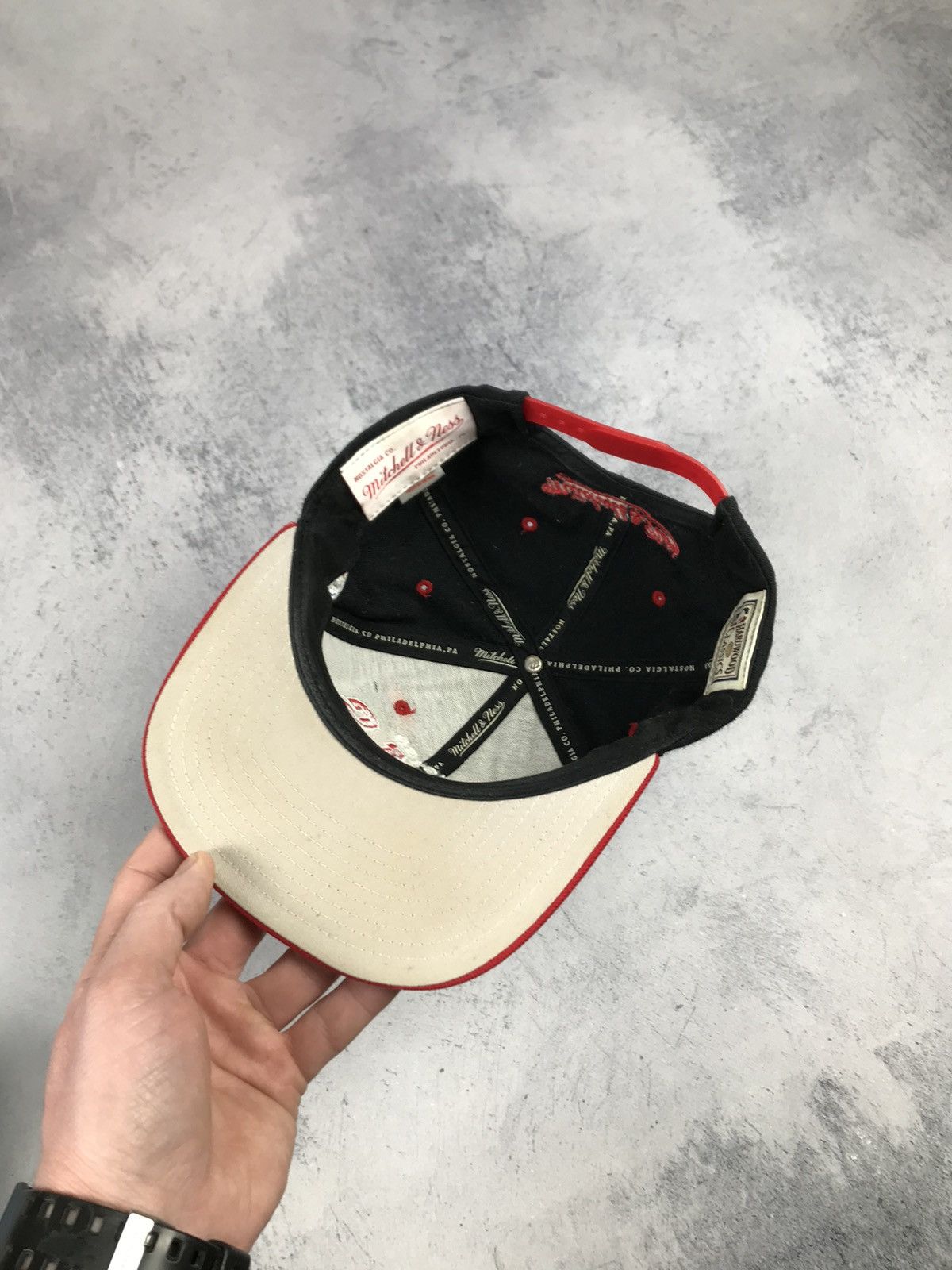NBA × Vintage Vintage Chicago Bulls Mitchell Ness Jordan Wool Hat Cap Size ONE SIZE - 8 Thumbnail