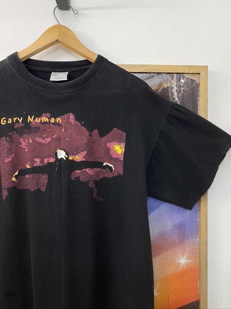 Band Tees 2000 Gary Numan Pure Tour Brixton Academy Concert t shirt Size US M / EU 48-50 / 2 - 4 Thumbnail