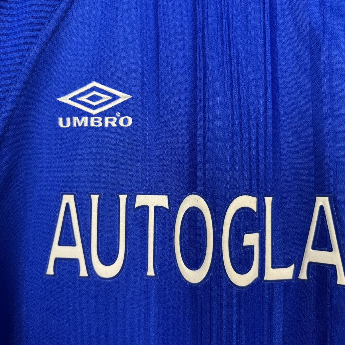Umbro CHELSEA 1999 2000 HOME FOOTBALL SHIRT SOCCER #9 HASSELBAINK Size US XL / EU 56 / 4 - 10 Thumbnail
