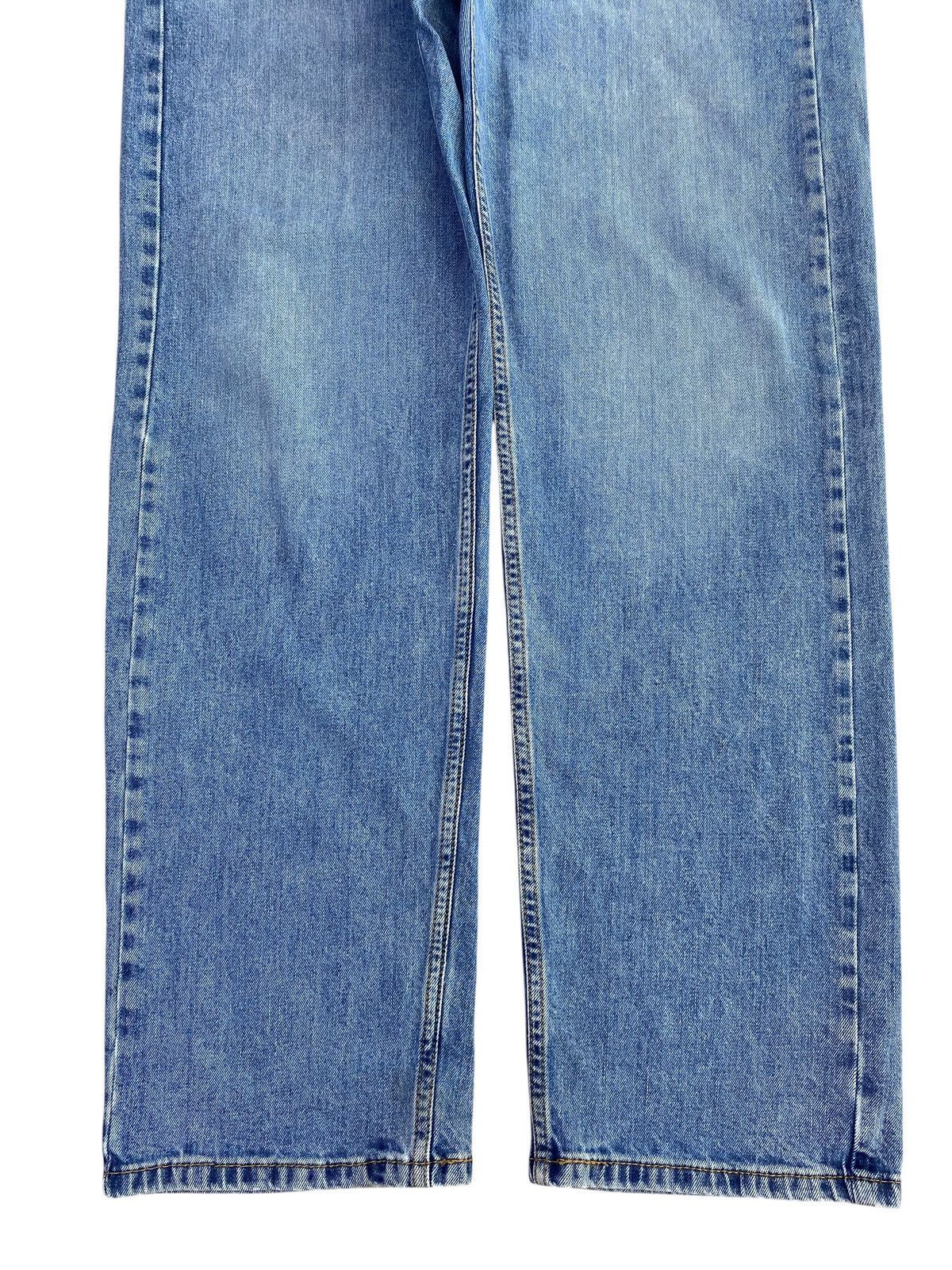 Levi's Levi’s 505 Blue Faded Wash Style Relaxed Fit Jeans Size US 37 - 10 Thumbnail