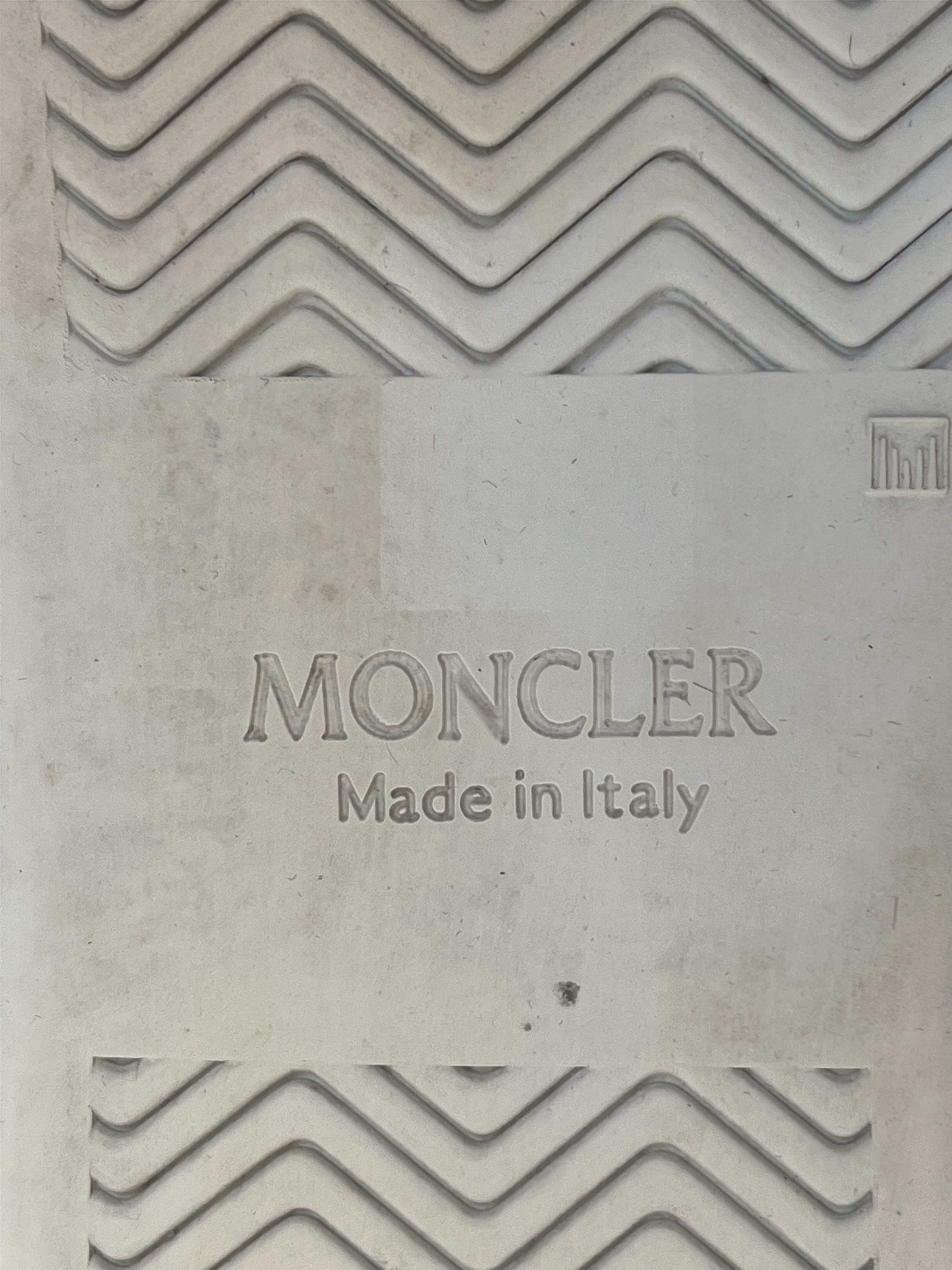 Moncler Moncler Victoire sneakers Size US 7 / IT 37 - 19 Thumbnail