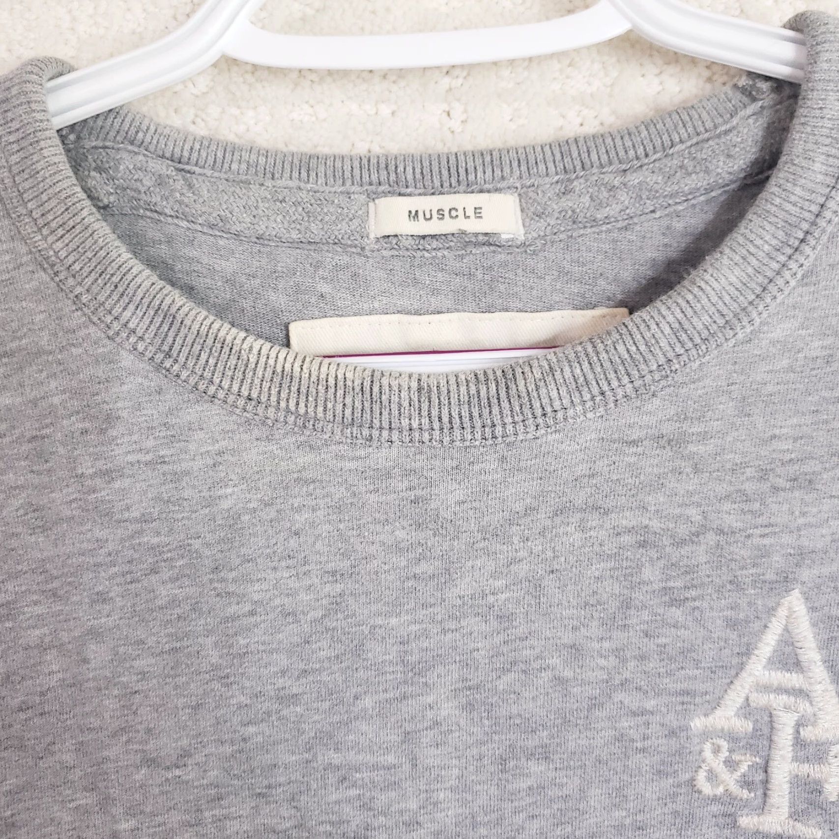 Abercrombie & Fitch Abercrombie & Fitch Shirt Mens XL Gray Muscle Long Sleeve Crewneck Size US XL / EU 56 / 4 - 5 Thumbnail