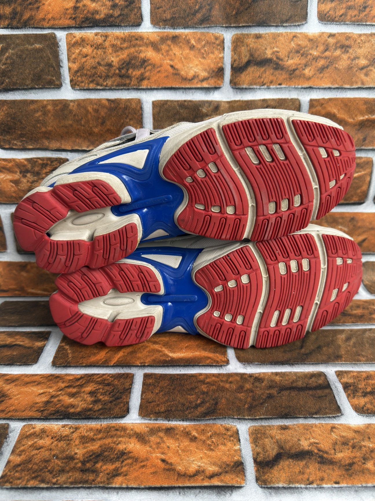 Adidas × Raf Simons Ozweego cut out sneaker Size US 11 / EU 44 - 18 Thumbnail