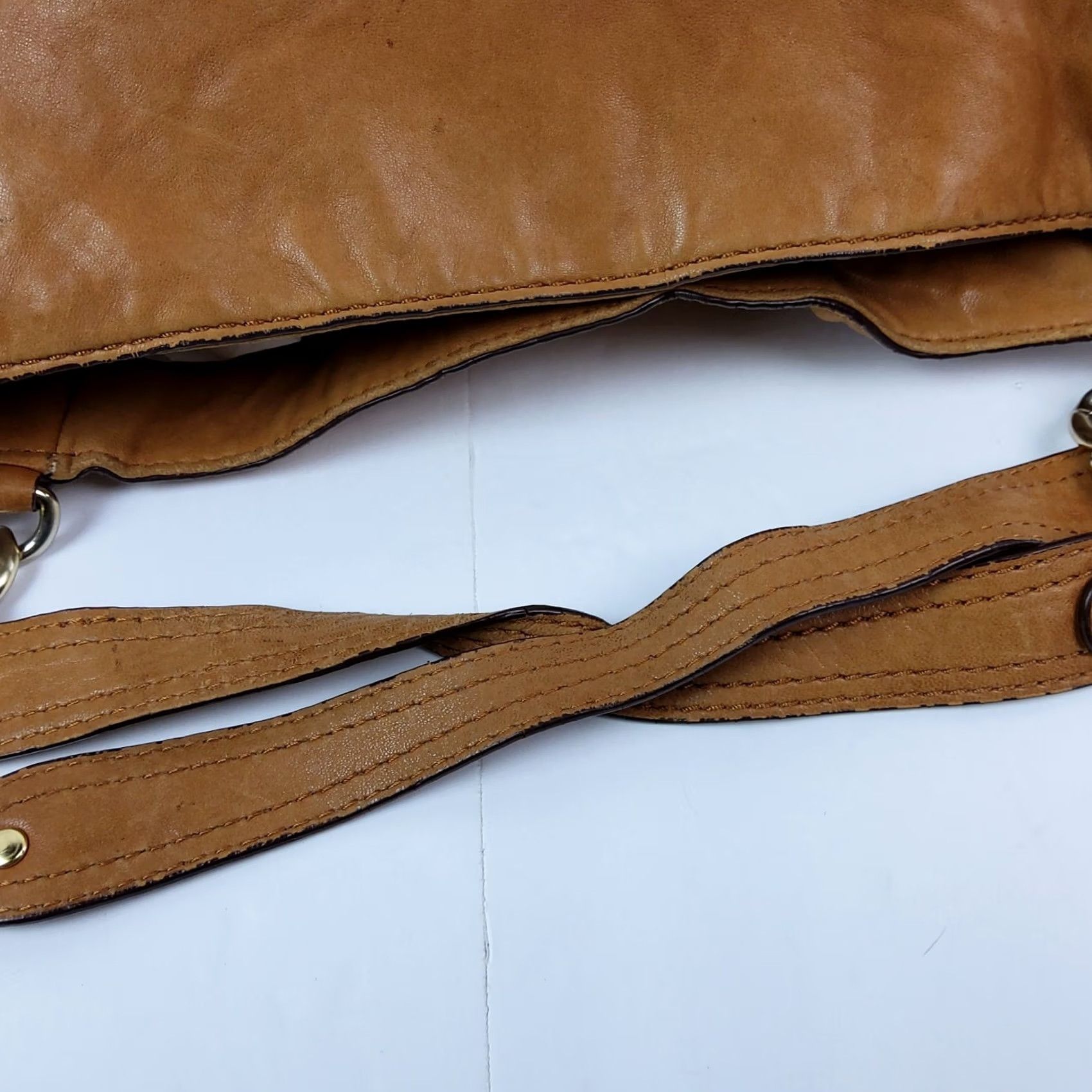 Michael Kors Michael Kors Shoulder Bag Leather Purse Women Large Brown Slouchy Exterior Leather Size ONE SIZE - 6 Thumbnail