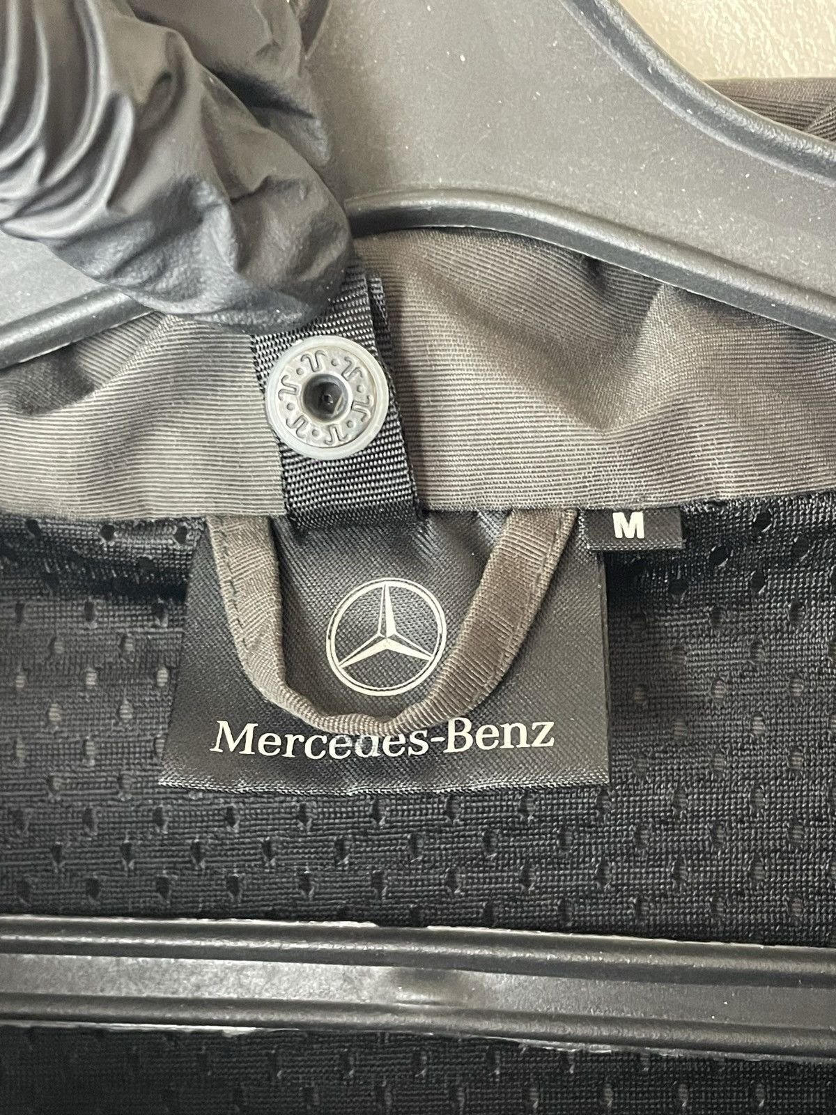 Mercedes-Benz VTG Mercedes-Benz AMG Petronas Team Racing Jacket Men M Size US M / EU 48-50 / 2 - 9 Thumbnail