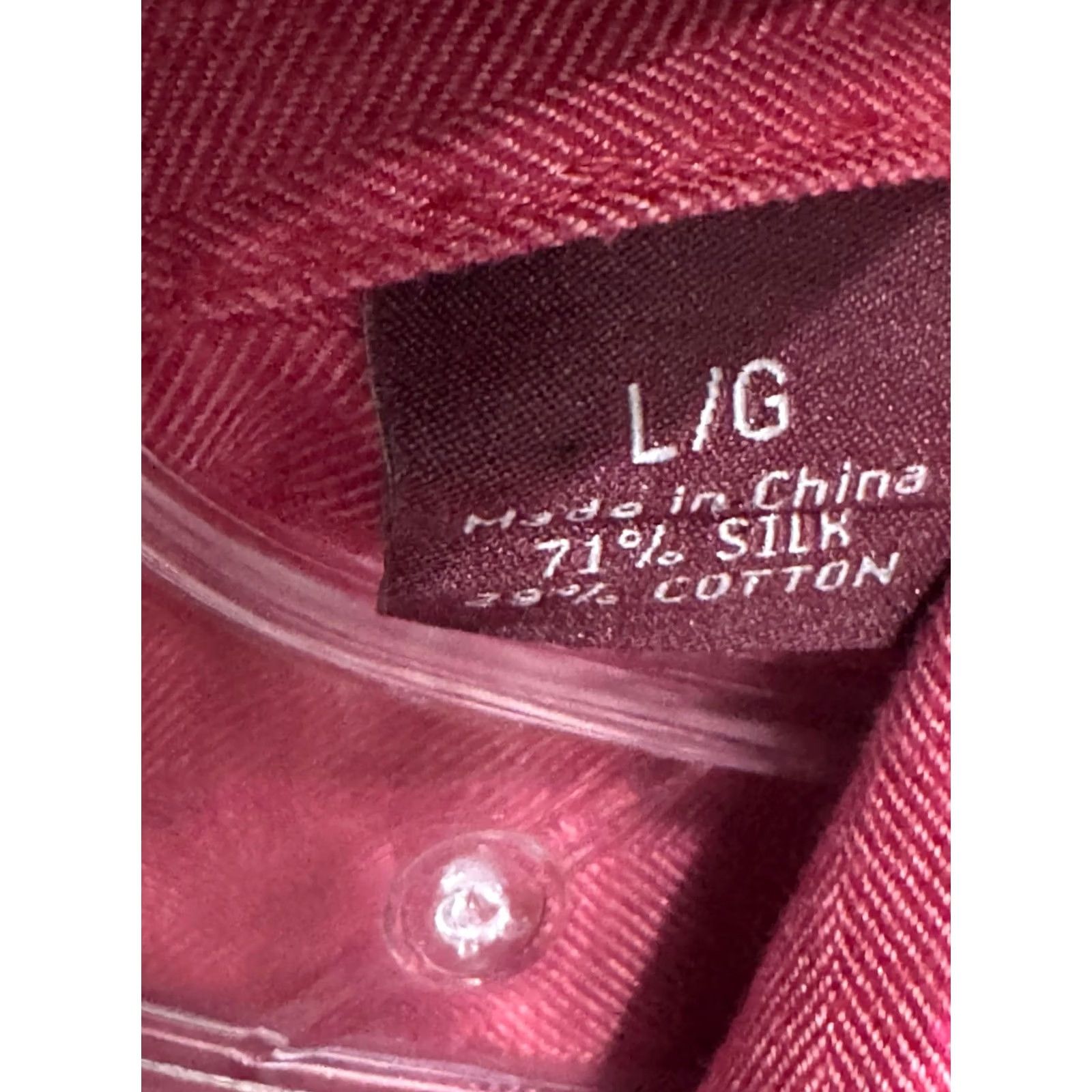 Tommy Bahama Tommy Bahama Shirt LONG SLEEVE Raspberry Silk Blend Large L 16.5 x 35/36 Mens Size US L / EU 52-54 / 3 - 4 Thumbnail