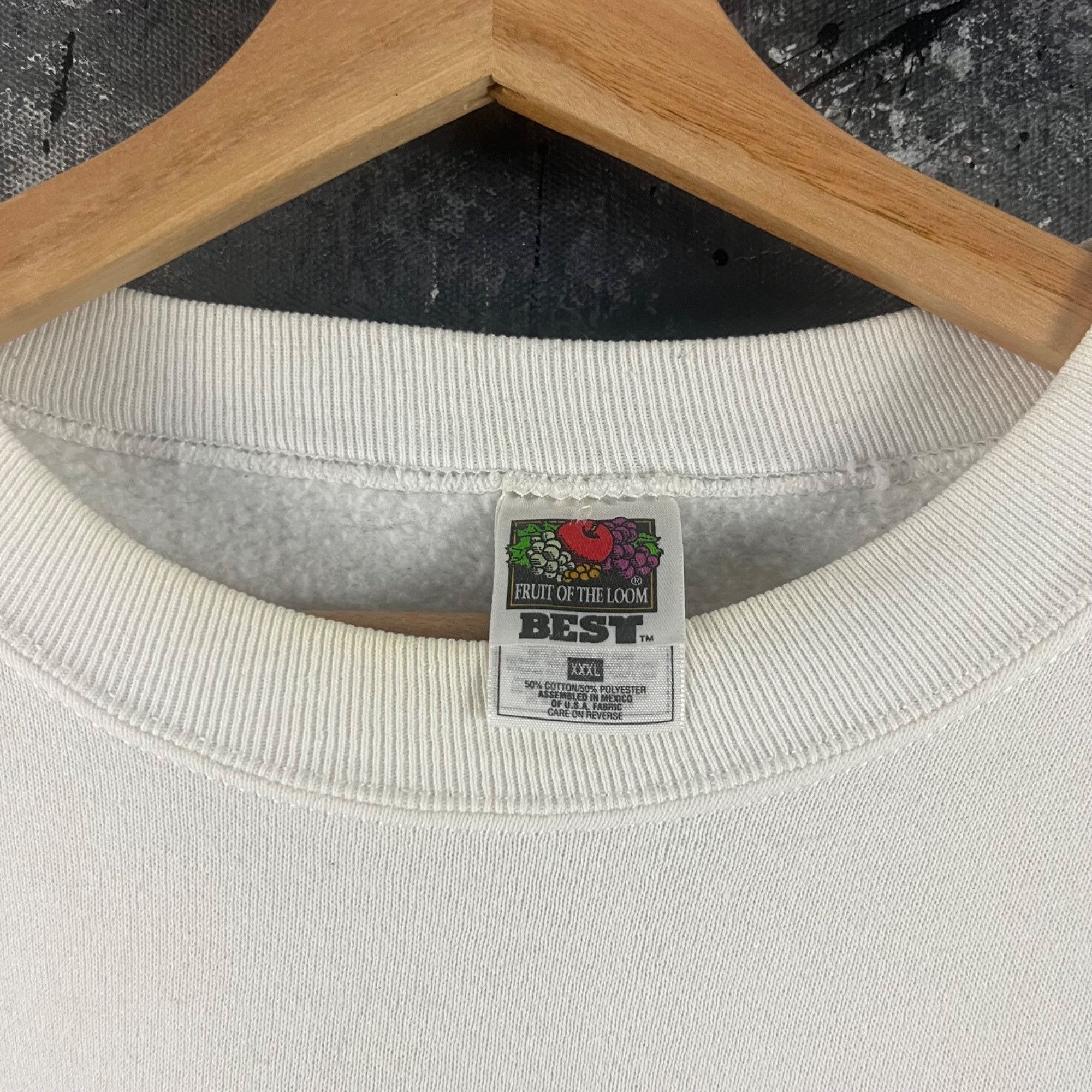 Vintage Vintage 90’s Honey Bear sweatshirt Size US XXL / EU 58 / 5 - 3 Thumbnail