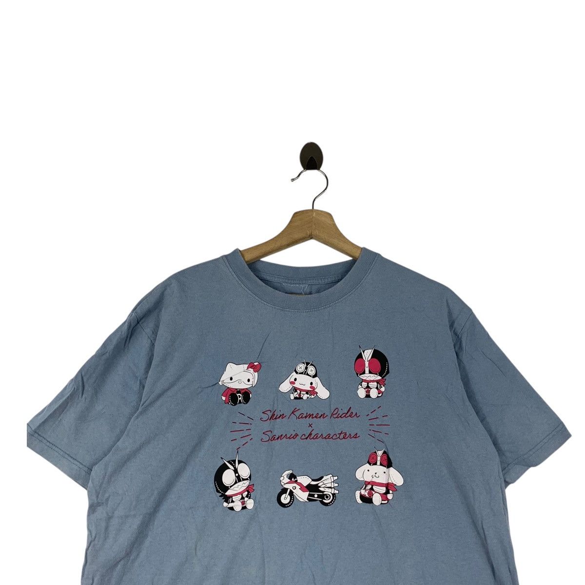 Vintage SANRIO CHARACTERS x SHIN KAMEN RIDER Hello Kitty Tee Shirt ...