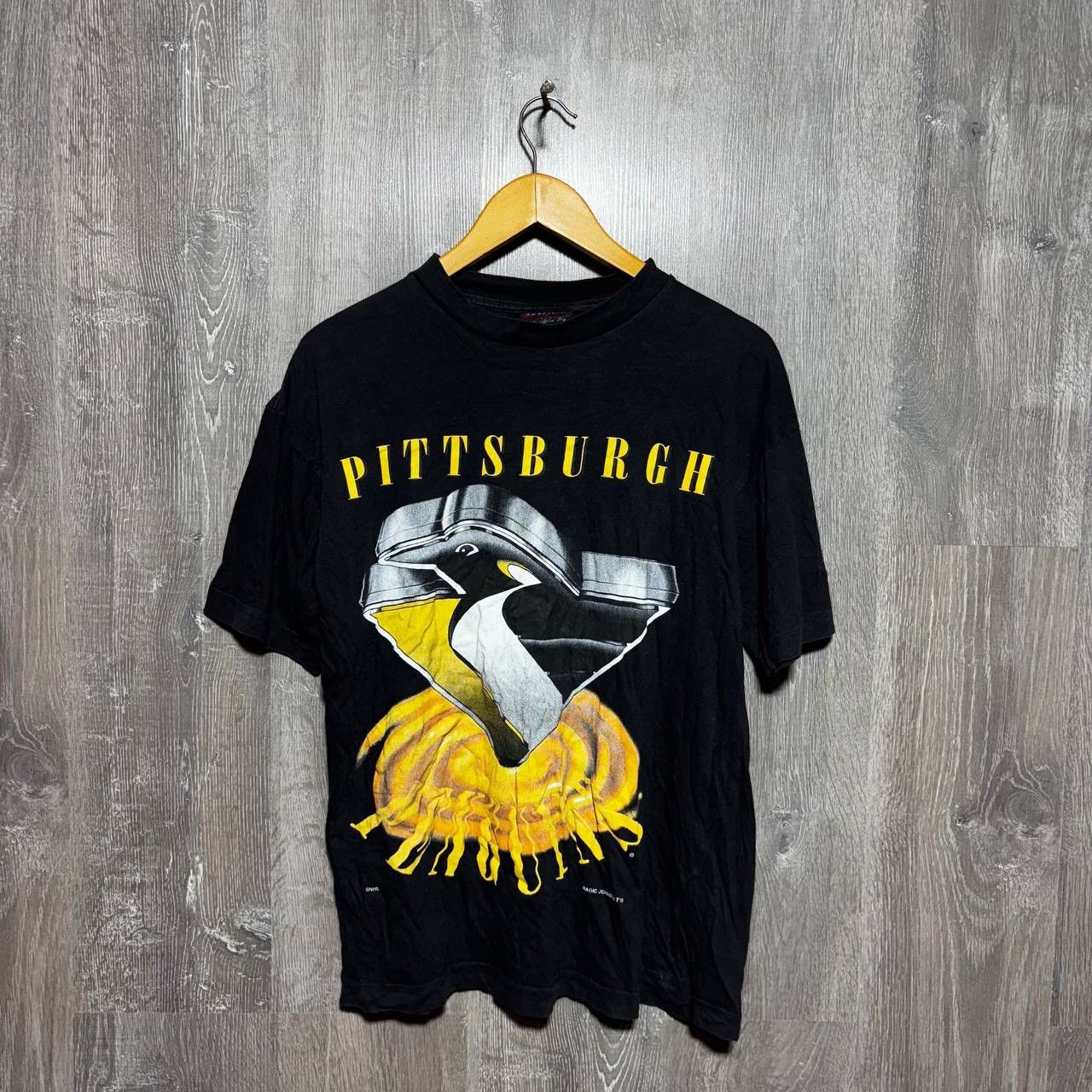NHL Pittsburgh Penguins T Shirt Vintage 90s NHL Hockey USA Size US S / EU 44-46 / 1 - 1 Thumbnail