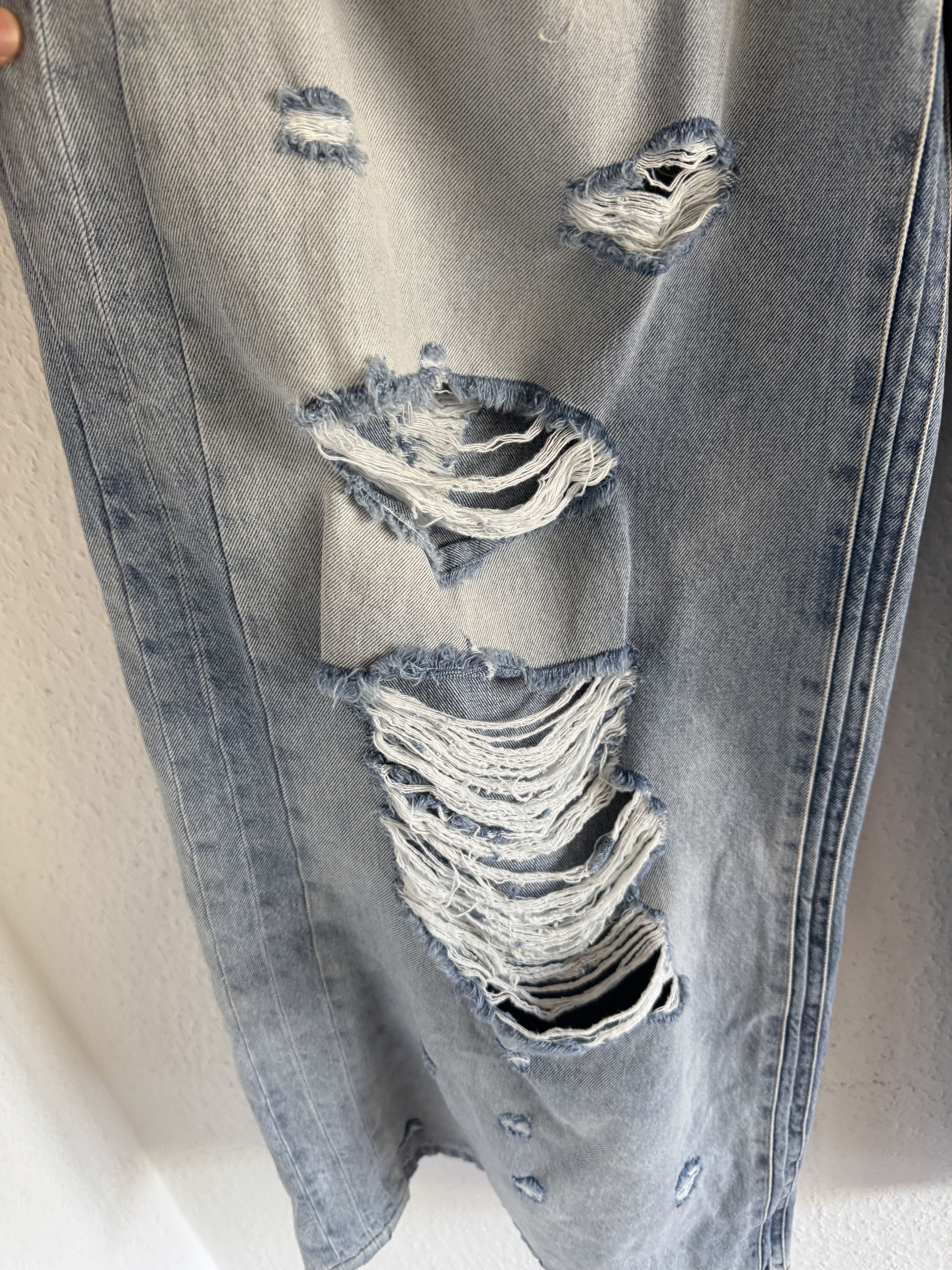 Vetements Destroyed wash denim pants Size US 32 / EU 48 - 8 Thumbnail