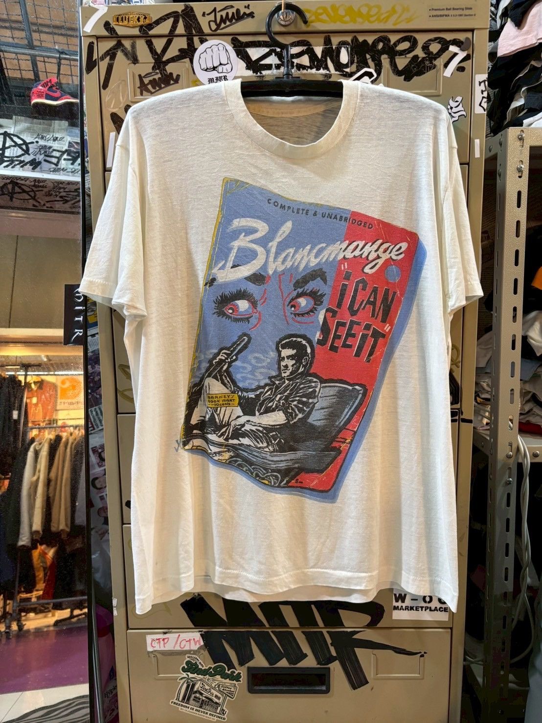Vintage I can see it vintage tee Size US XL / EU 56 / 4 - 1 Thumbnail