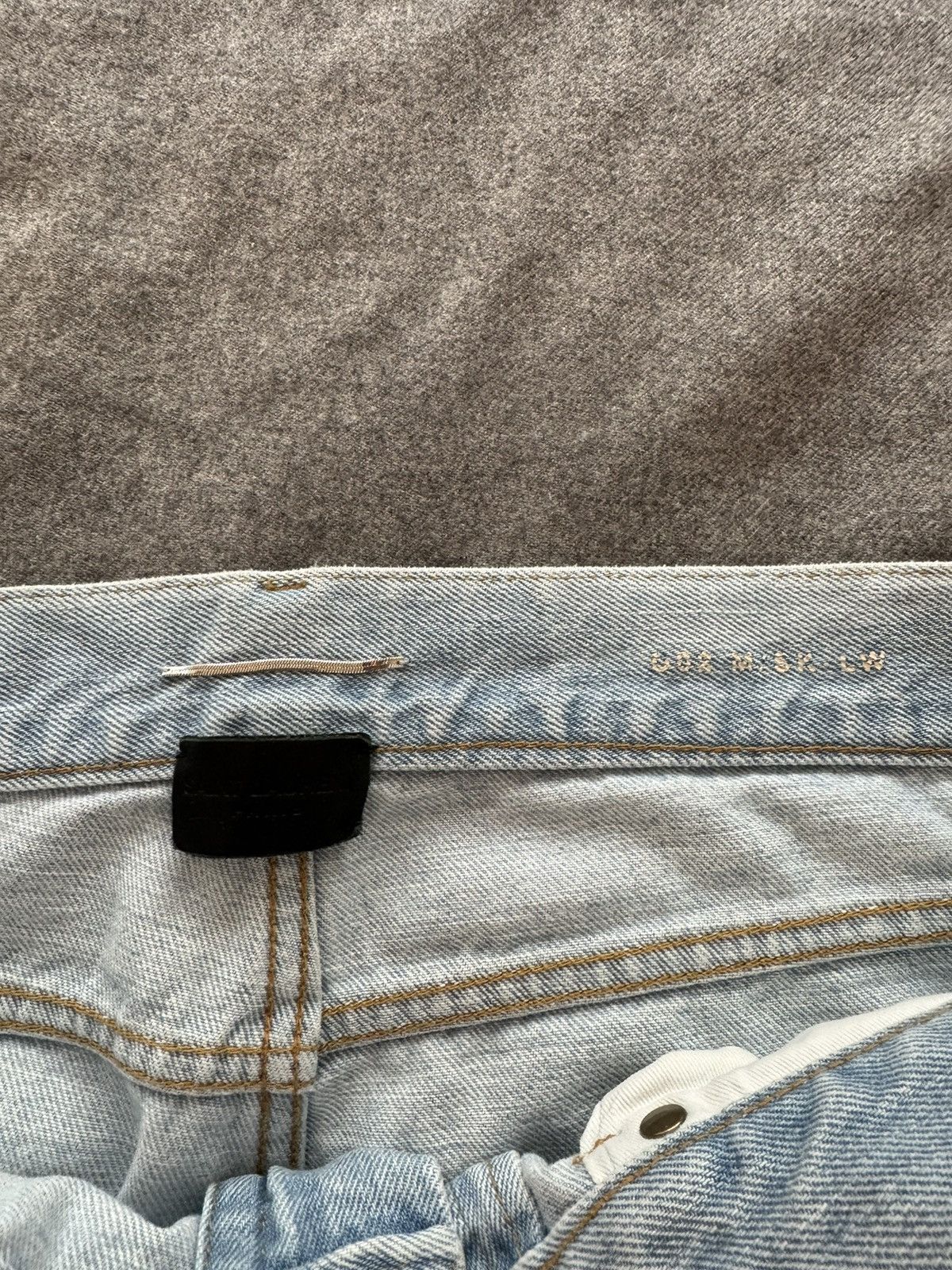 Saint Laurent Paris × Yves Saint Laurent Saint Laurent D02 light blue jeans (2015) Size US 31 - 2 Thumbnail