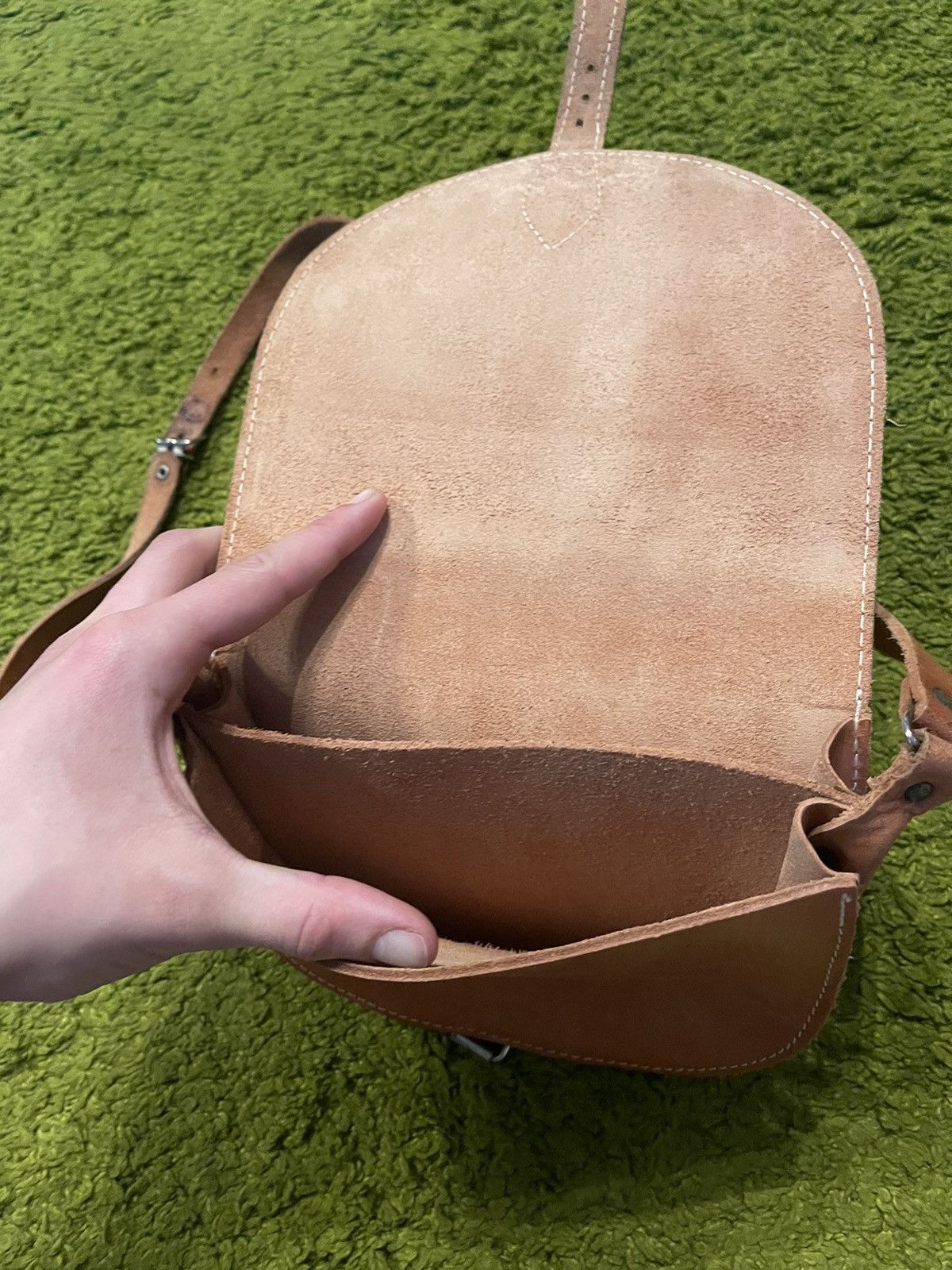 Genuine Leather 🇨🇭 1980s vintage real leather Switzerland army messenger bag Size ONE SIZE - 6 Thumbnail