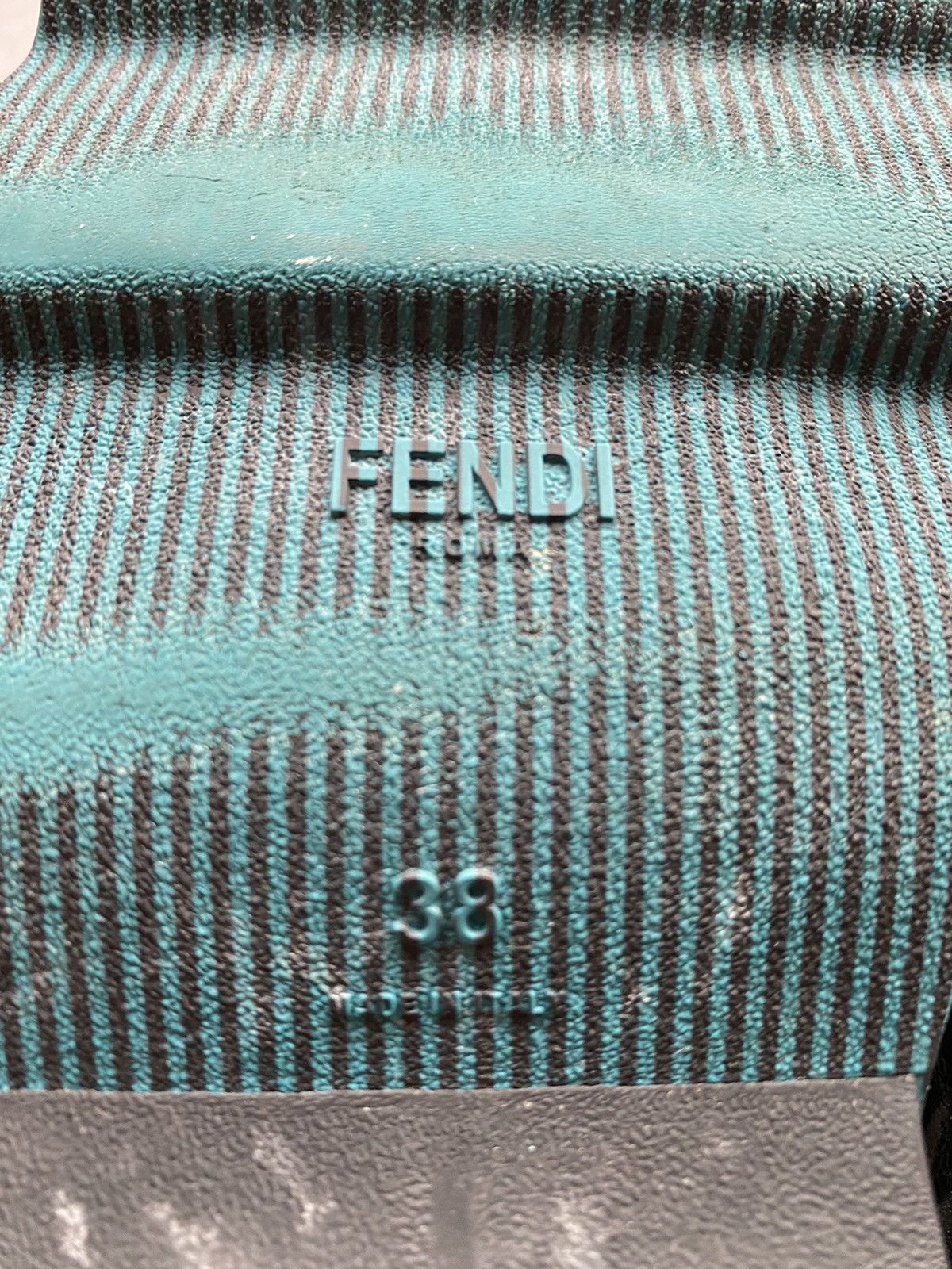 Fendi Classic FENDI Roma Flat Shoes Women's Made in Italy Size US 8 / IT 38 - 10 Thumbnail