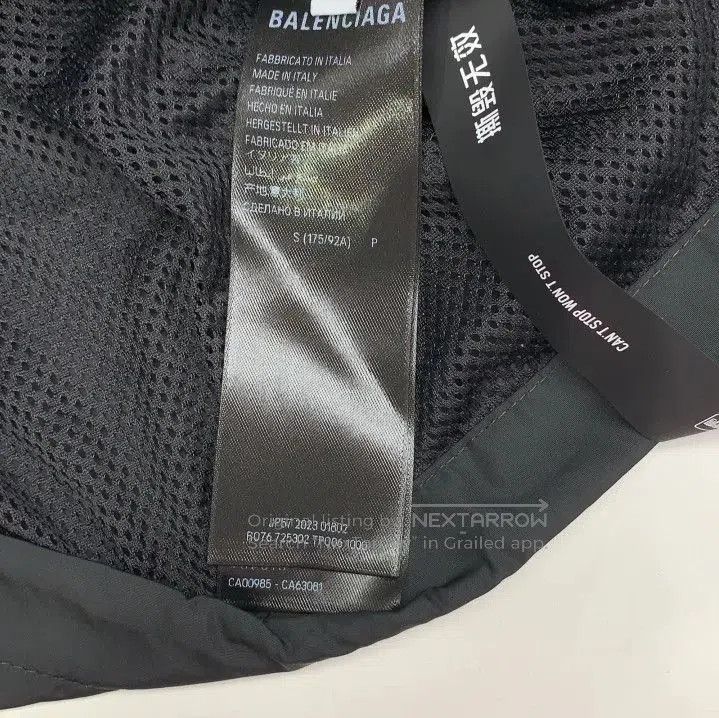 Balenciaga Balenciaga Black Zip-Up Jacket for All. Size US S / EU 44-46 / 1 - 2 Thumbnail