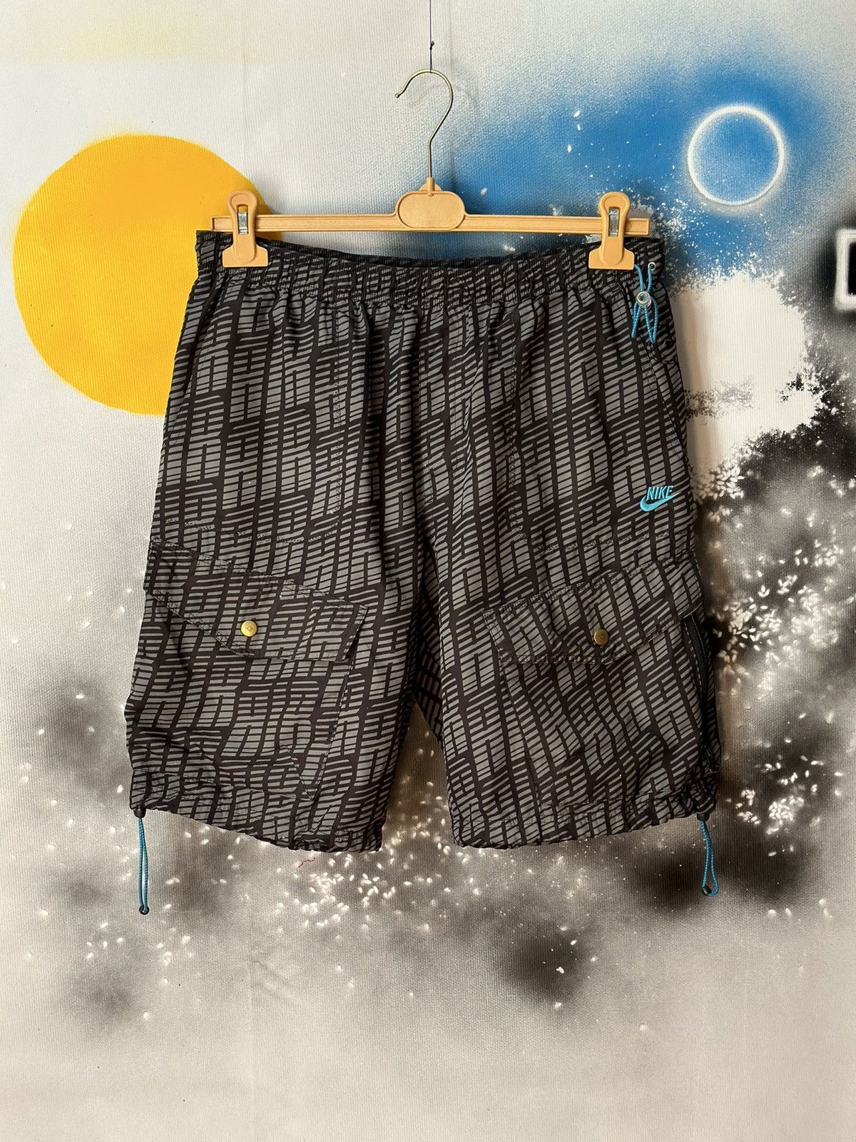 Nike Nike vintage shorts swoosh logo y2k Size US 34 / EU 50 - 1 Thumbnail