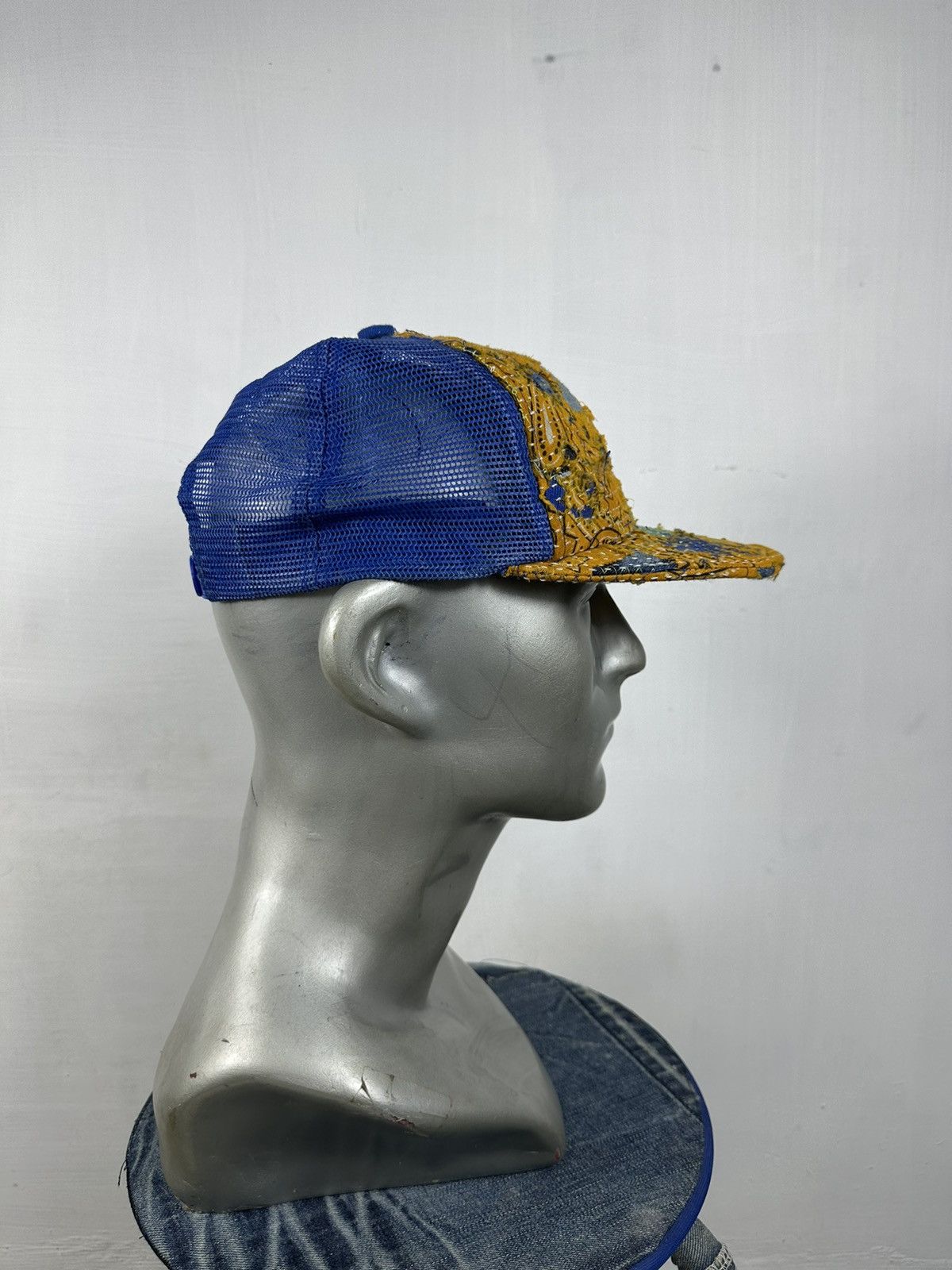 Art Comes First × Handmade Custom Made Distressed Paisley Patchwork Boro Trucker hats Size ONE SIZE - 5 Thumbnail