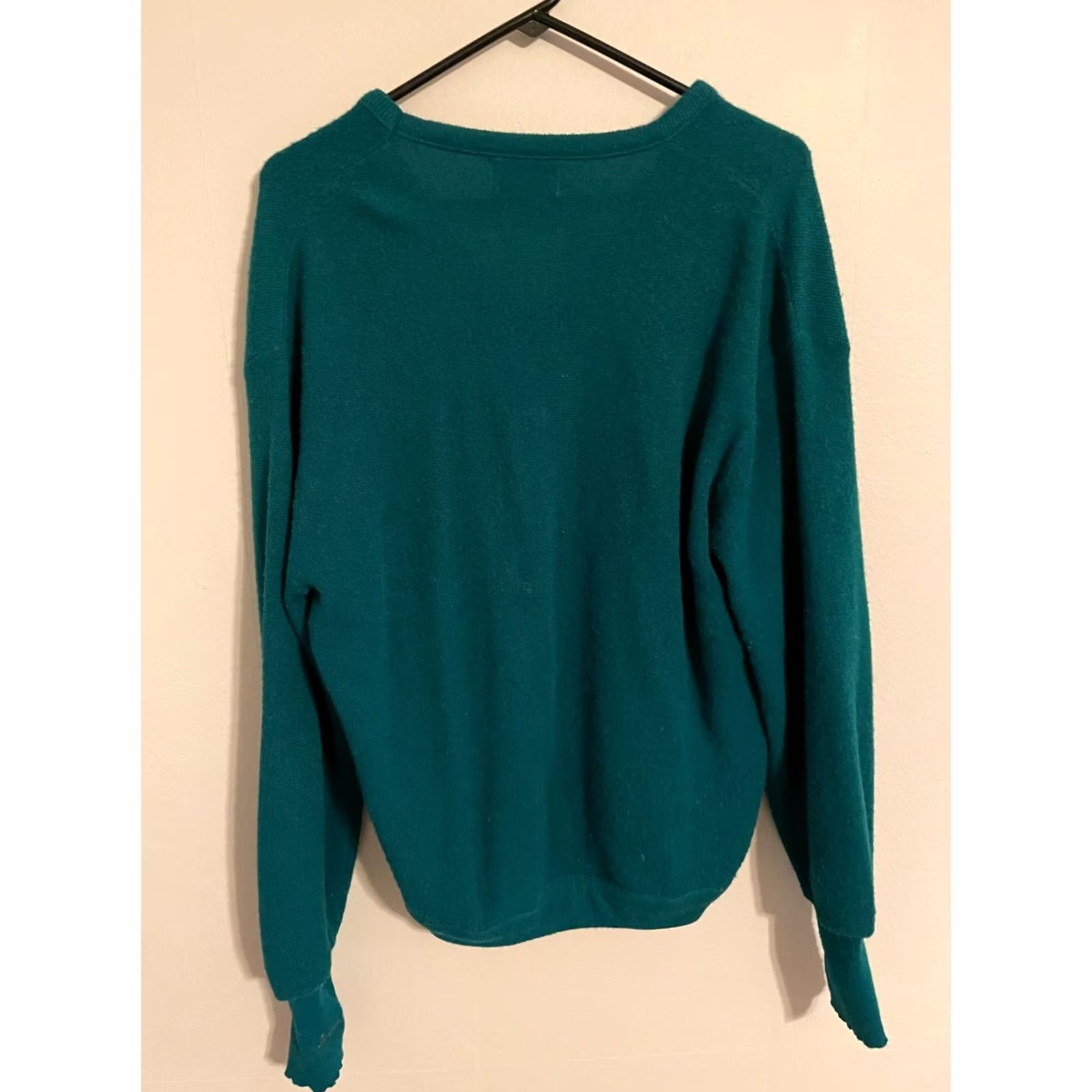 Vintage VINTAGE Lacoste Izod ILGWU Union Made USA Green V-Neck Sweater Men's XLarge Size US XL / EU 56 / 4 - 3 Thumbnail