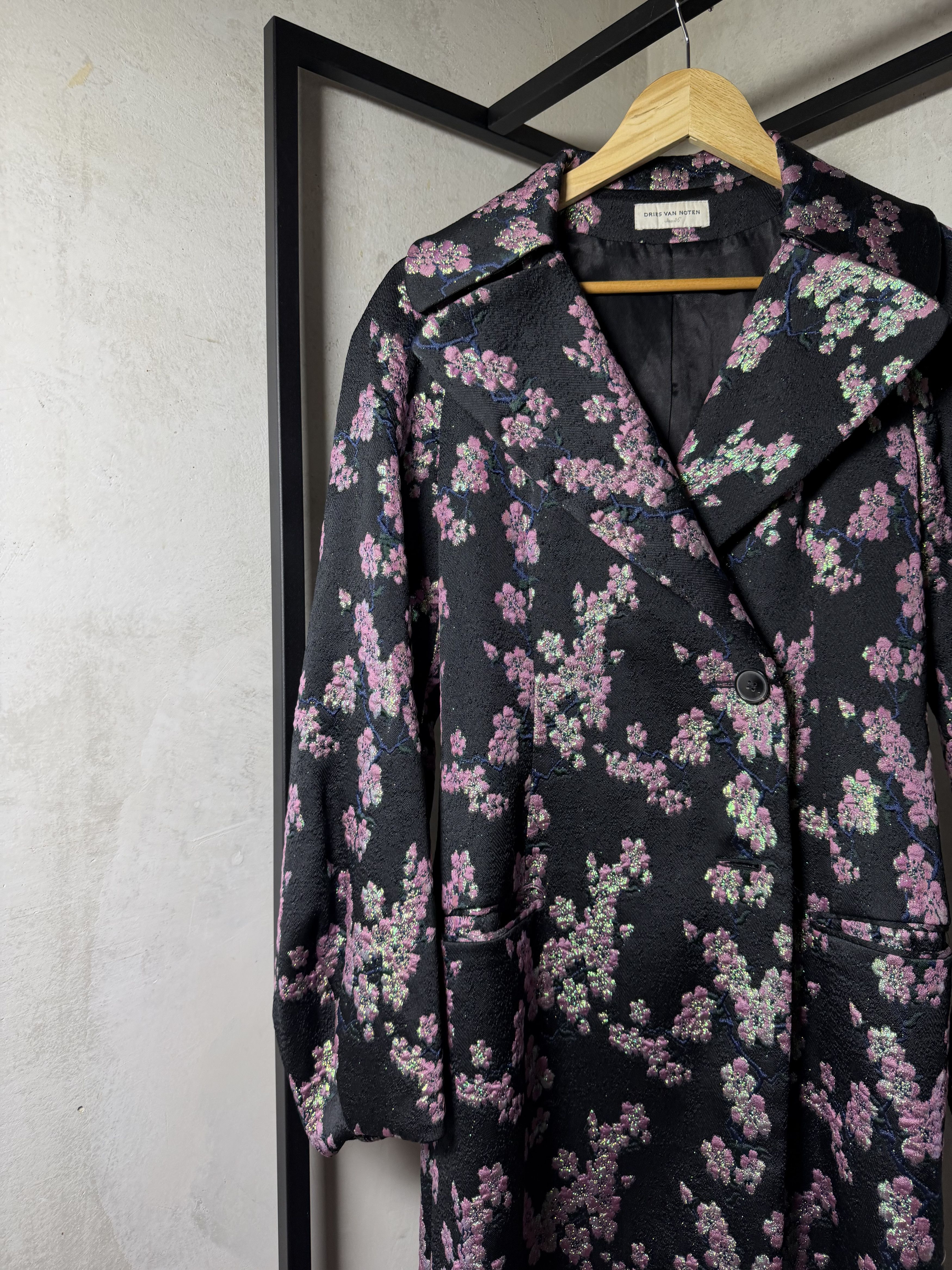 Dries Van Noten EXCLUSIVE Dries Van Noten Richy Jacquard Brocade Coat Size S / US 4 / IT 40 - 4 Thumbnail