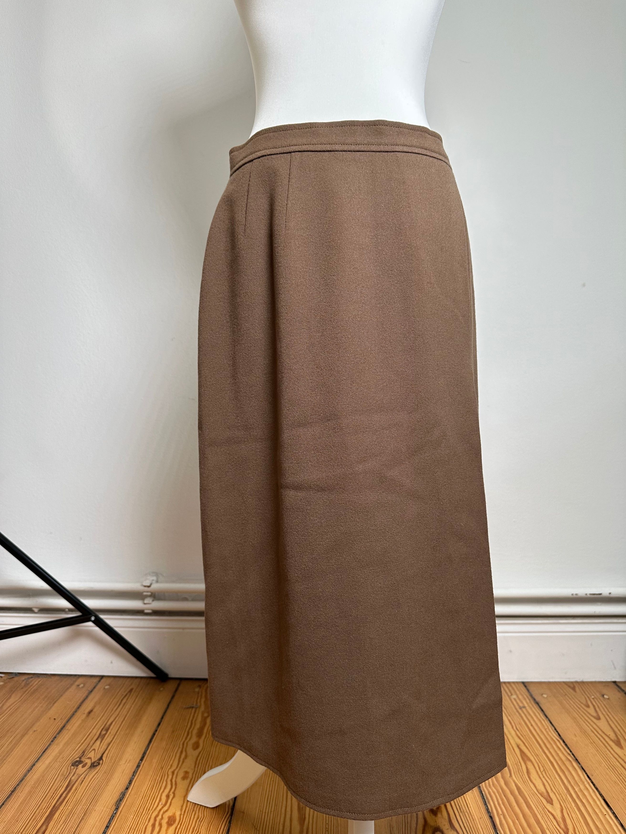 Chloe Vintage Wool Skirt FR42 Brown Size 30" / US 8 / IT 44 - 1 Thumbnail