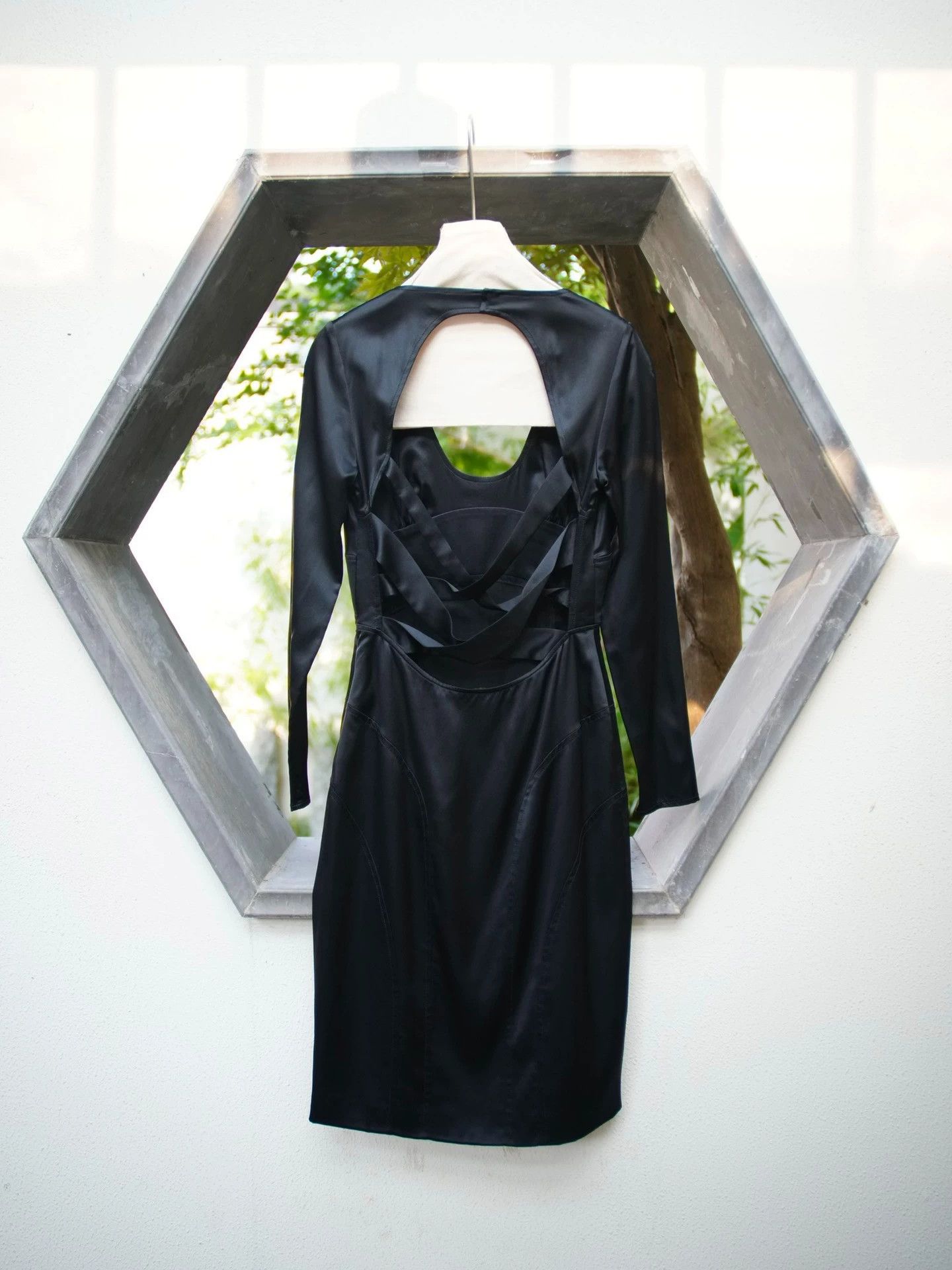 Versace Versace Vintage Silk Satin Backless Cross-Tie Dress (40/S, Black) Size S / US 4 / IT 40 - 4 Thumbnail