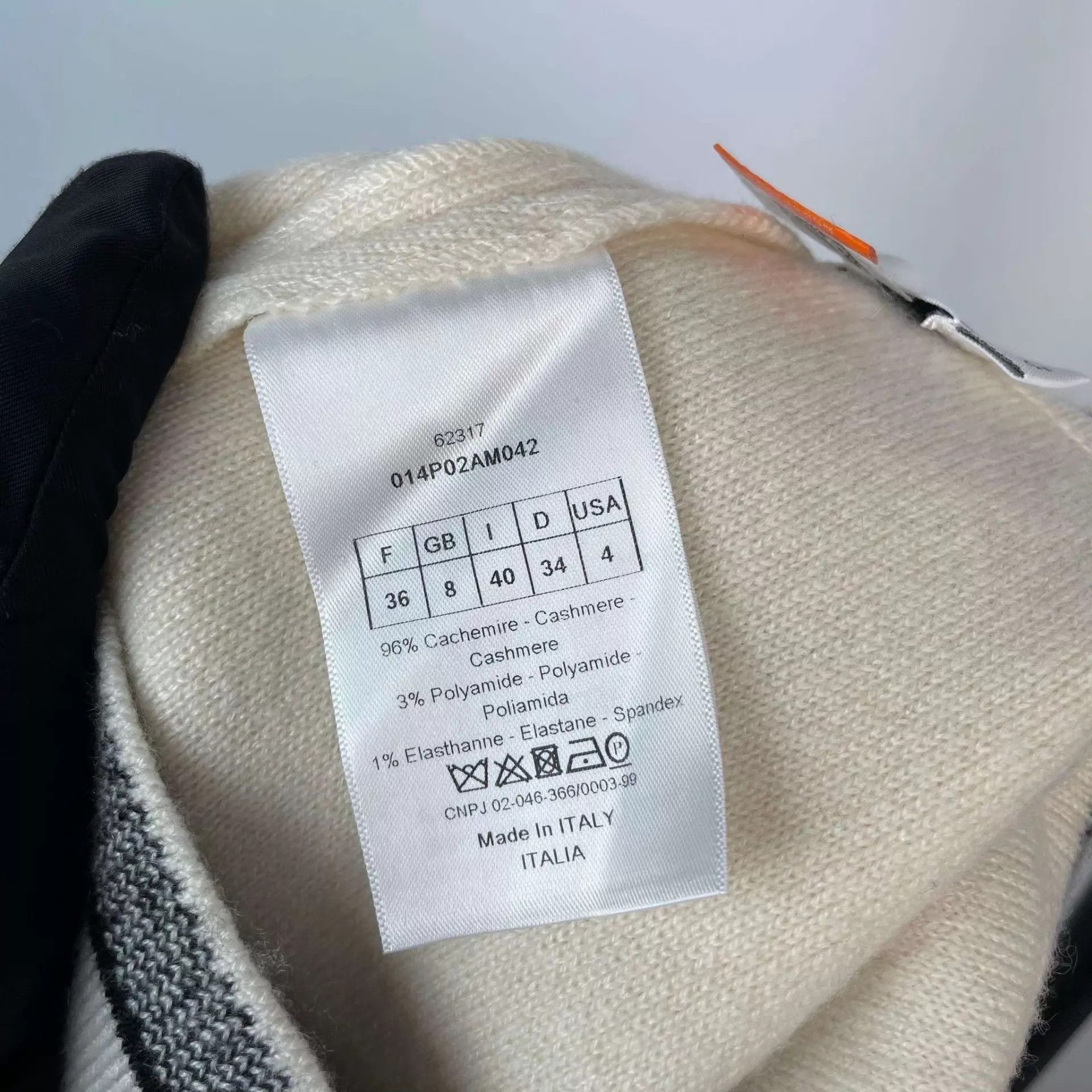 Dior Dior White Sweatpants 97 New 36 Size 26" / US 2 / IT 38 - 5 Thumbnail