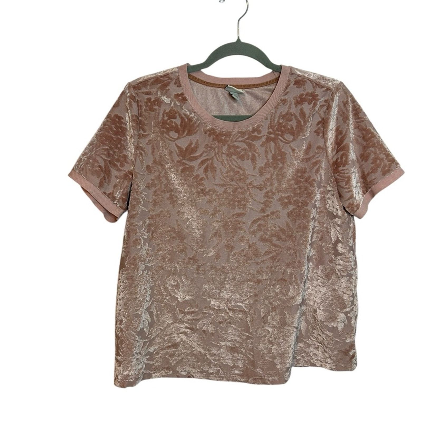 Other A New Day Baby Pink Floral Crushed Velvet Top Size M / US 6-8 / IT 42-44 - 1 Thumbnail