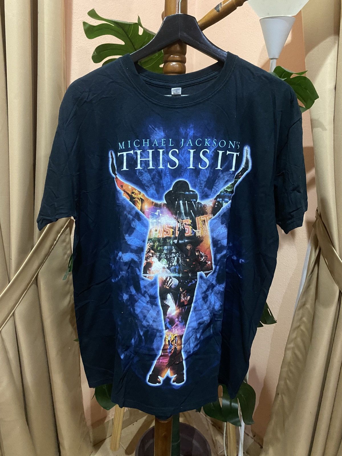 Michael Jackson Michael Jackson “This Is It” Concert Tribute Black Tee Size US L / EU 52-54 / 3 - 1 Thumbnail