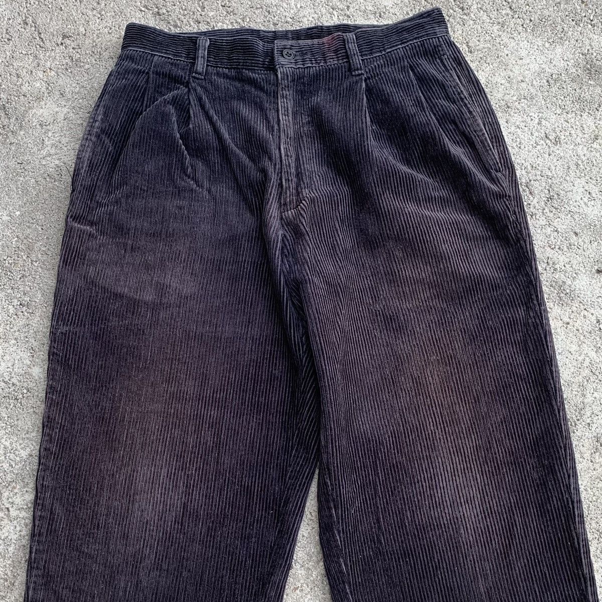 Uniqlo Vintage Y2K Uniqlo Corduroy Wide Baggy Pants W29 Size US 29 - 2 Thumbnail