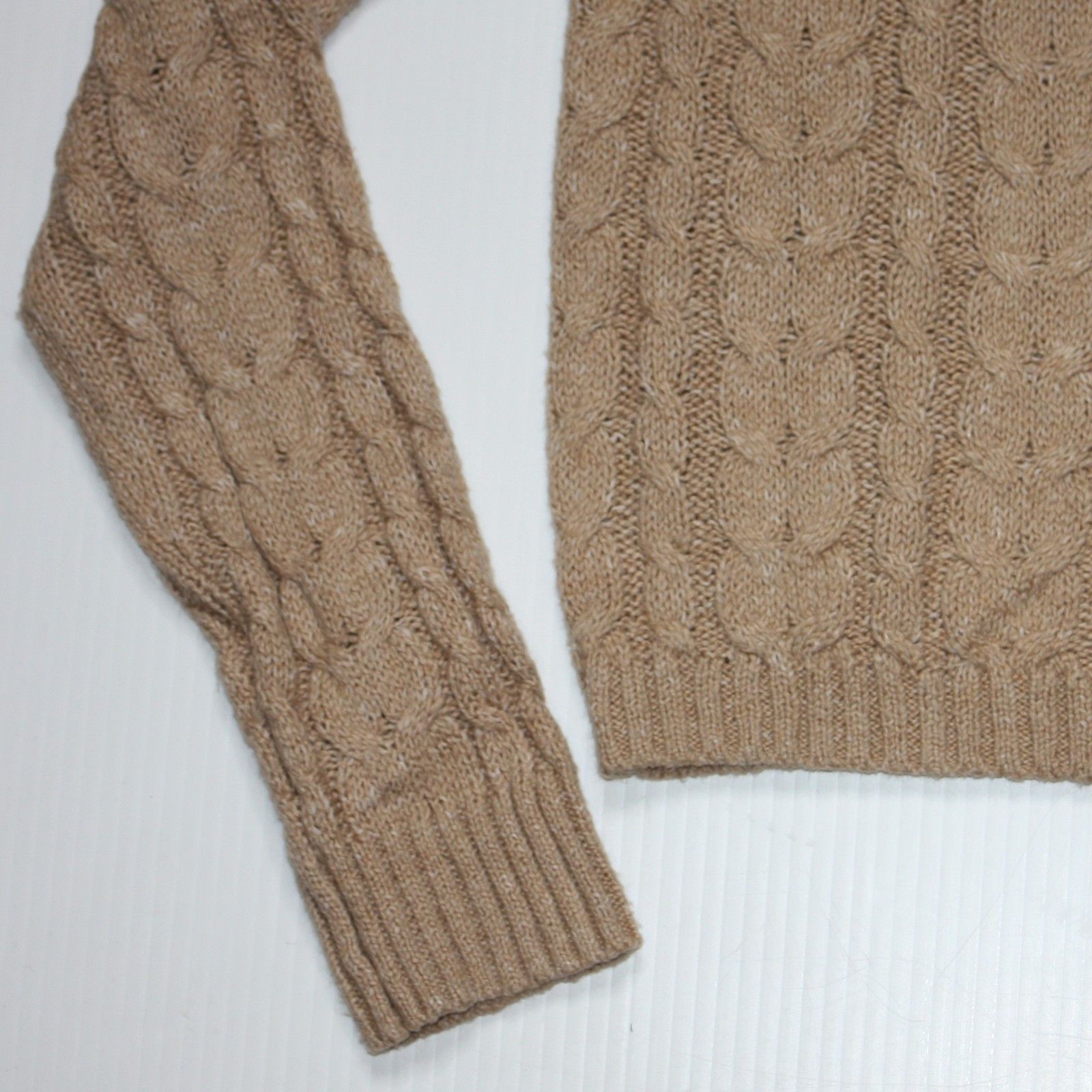 American Eagle Outfitters Cropped Cable Knit High-rise Sweater in Tan & size XS Size XS / US 0-2 / IT 36-38 - 3 Thumbnail