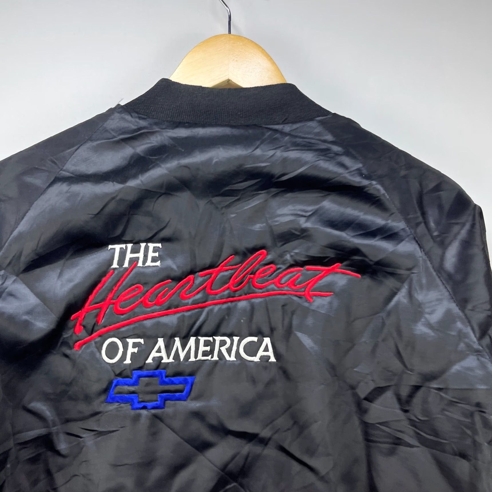 Vintage VINTAGE 80s CHEVROLET BOMBER JACKET XL SATIN HEARTBEAT OF AMERICA WEST ARK Size US XL / EU 56 / 4 - 6 Thumbnail