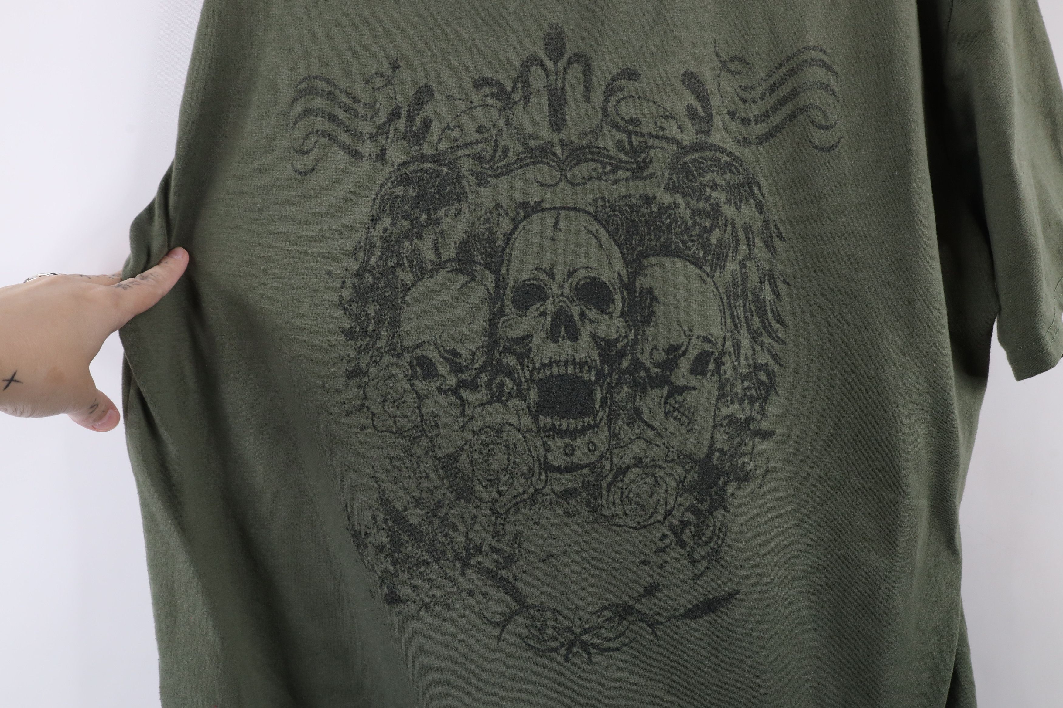 Vintage Vintage Y2K Streetwear Flower Skull MMA Fighting T-Shirt Size US XL / EU 56 / 4 - 4 Thumbnail