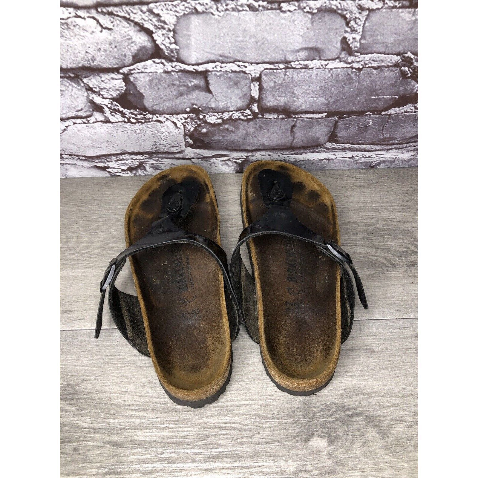 Birkenstock Birkenstock Gizeh Black Patent Leather Cork Strap Sandals Wo Size US 6.5 / IT 36.5 - 6 Thumbnail