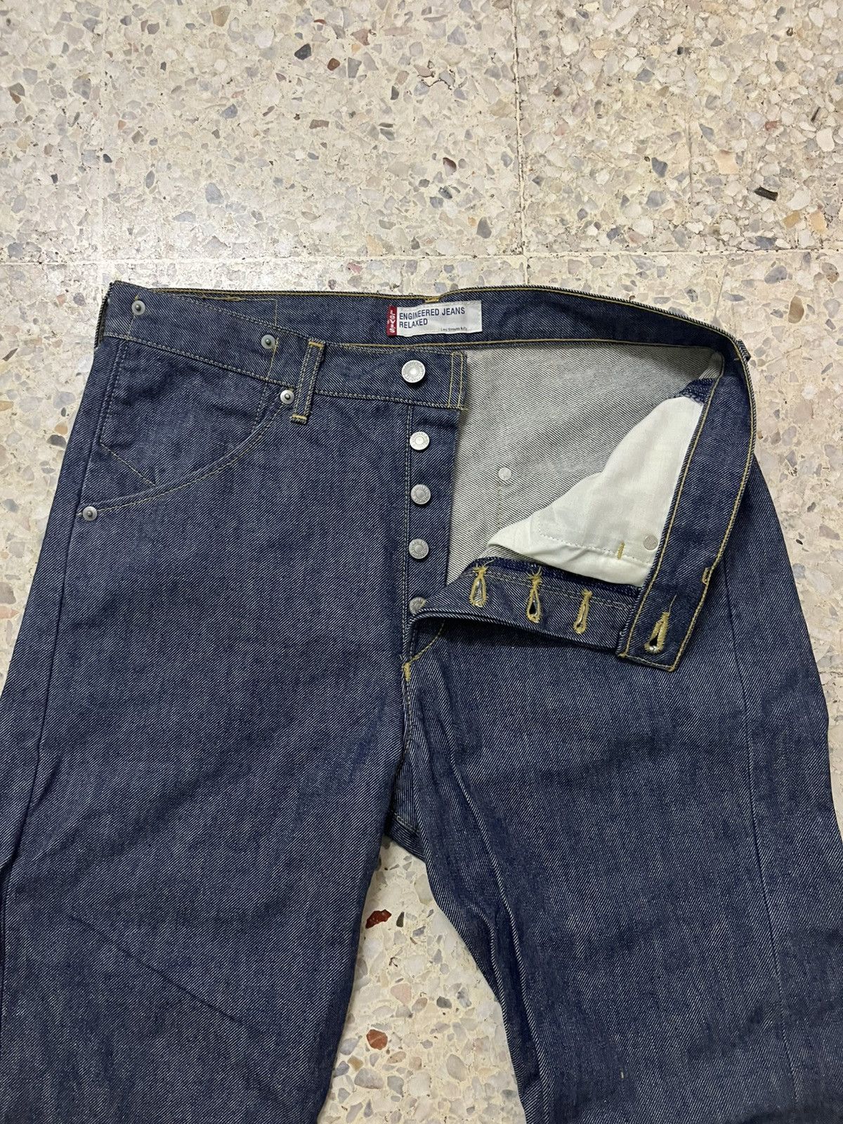 Levi's Vintage Clothing VINTAGE LEVI’S ENGINEERED RELAXED JEANS TWO-TONE ARCHIVE MIJ Size US 34 / EU 50 - 3 Thumbnail